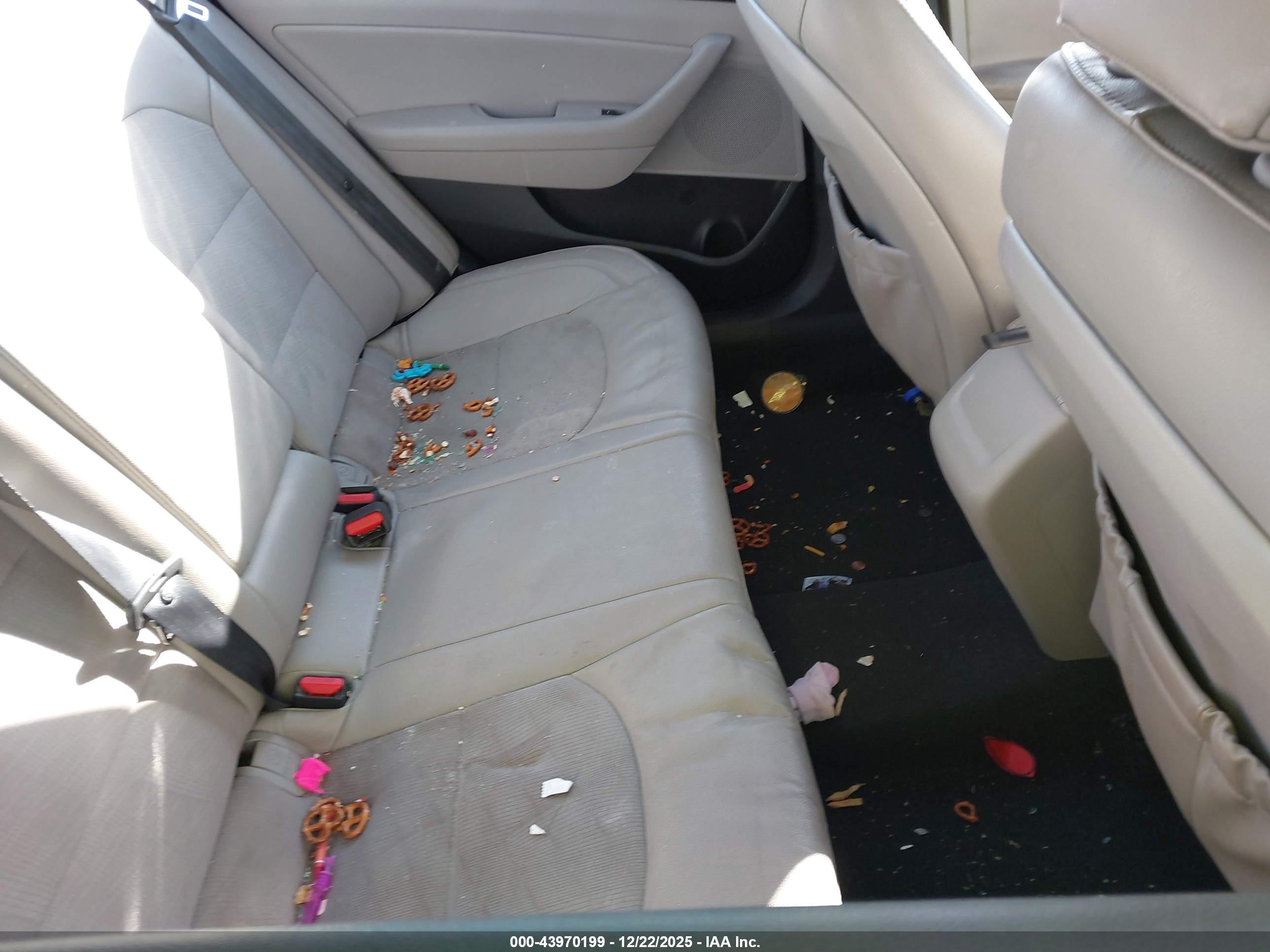 HYUNDAI SONATA image 8