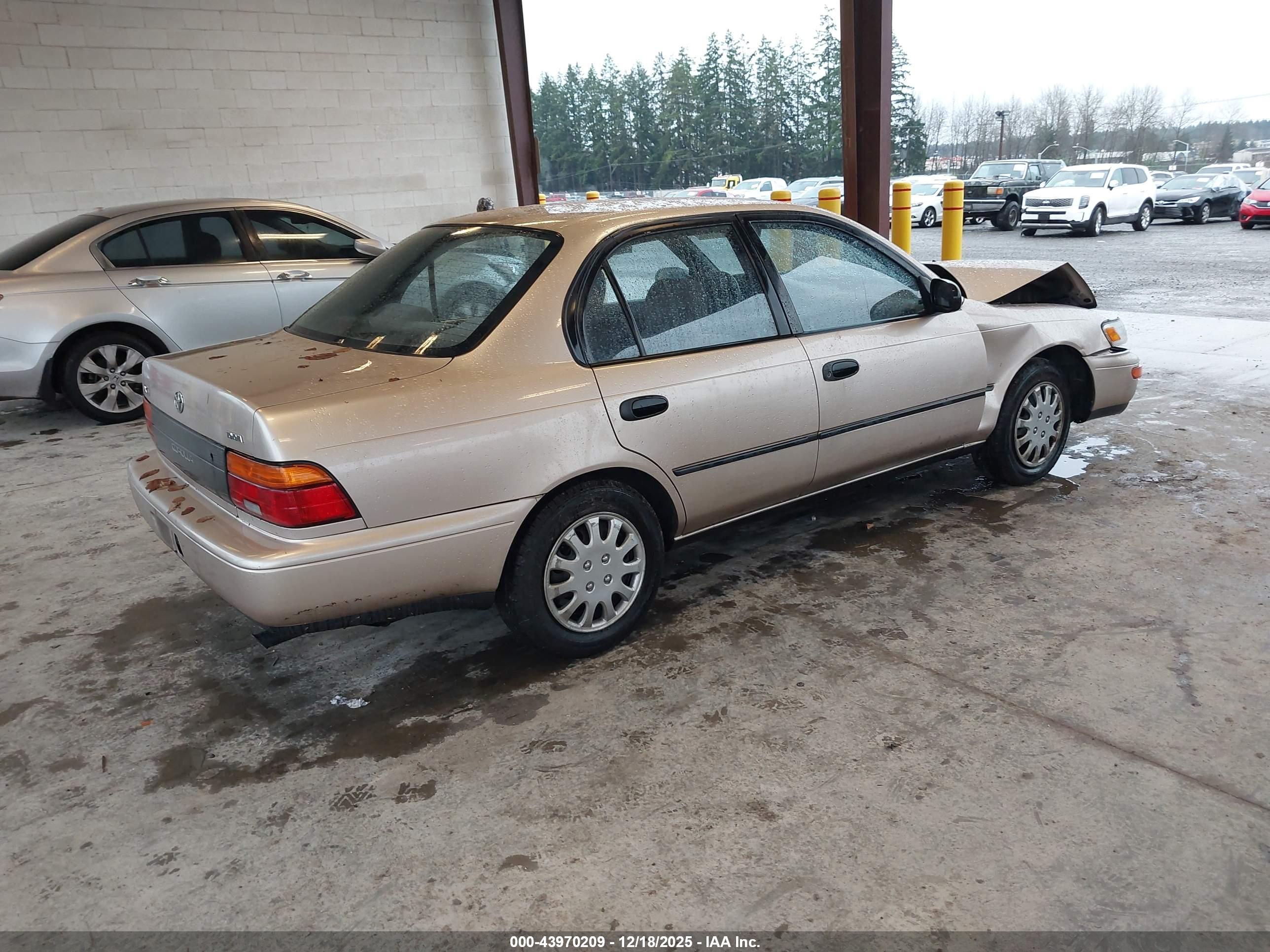 TOYOTA COROLLA image 4
