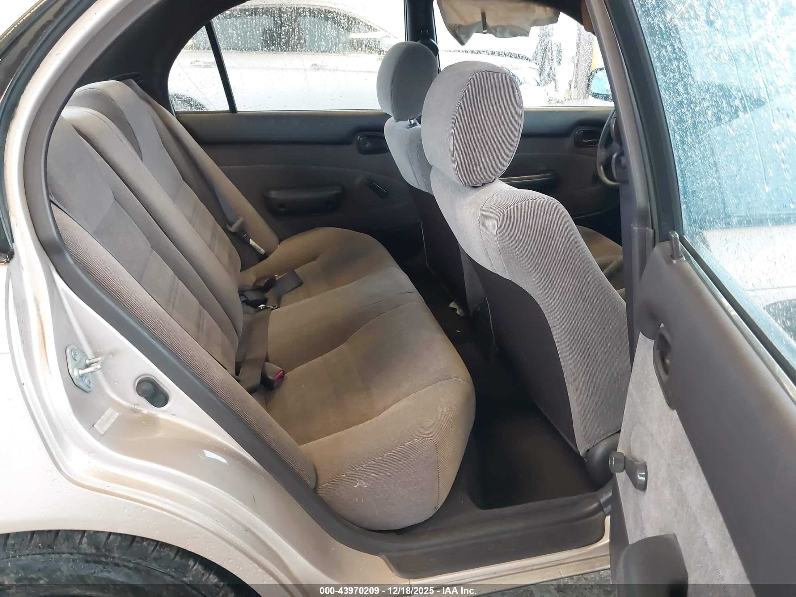 TOYOTA COROLLA image 8