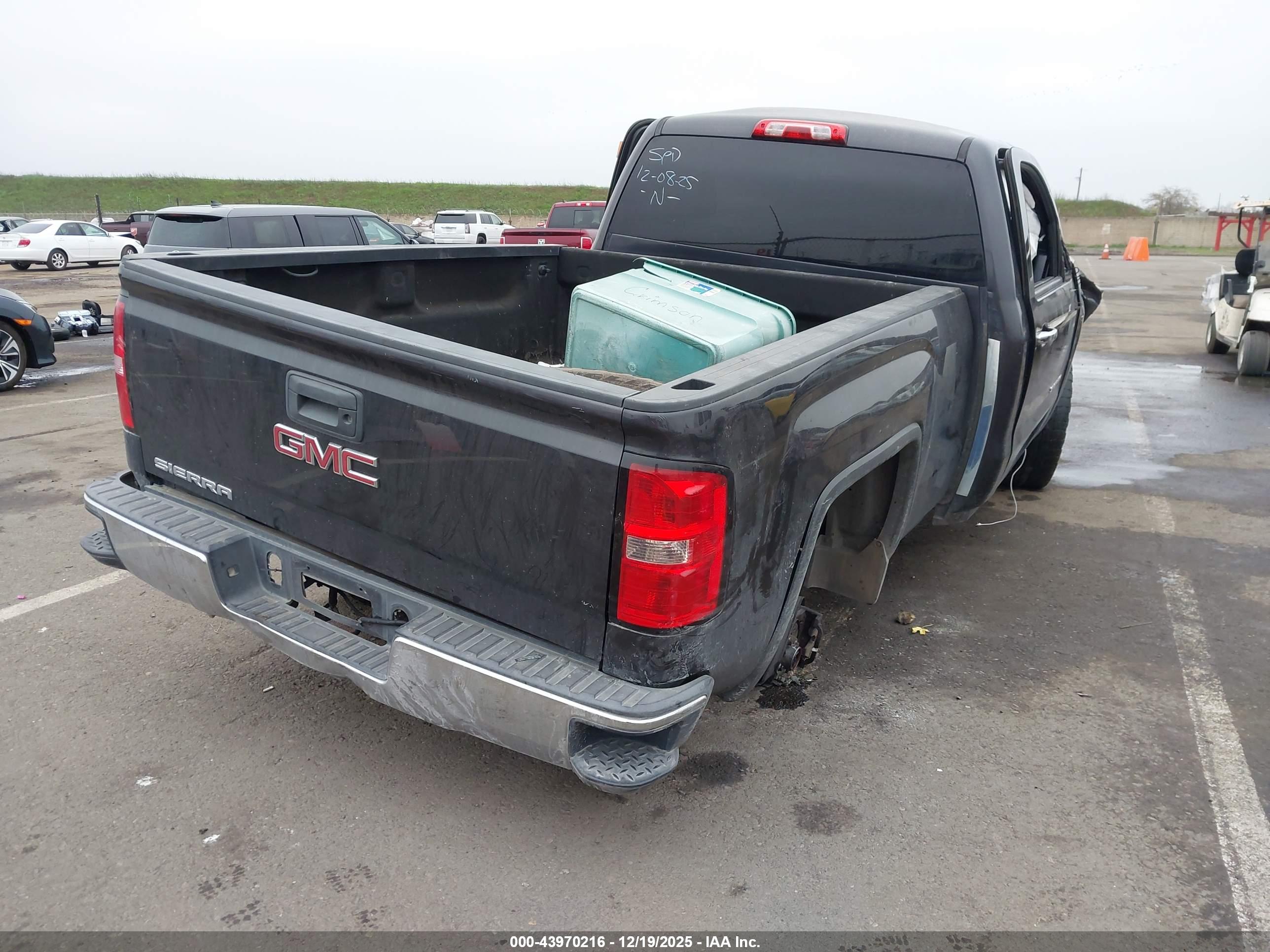 GMC SIERRA image 4