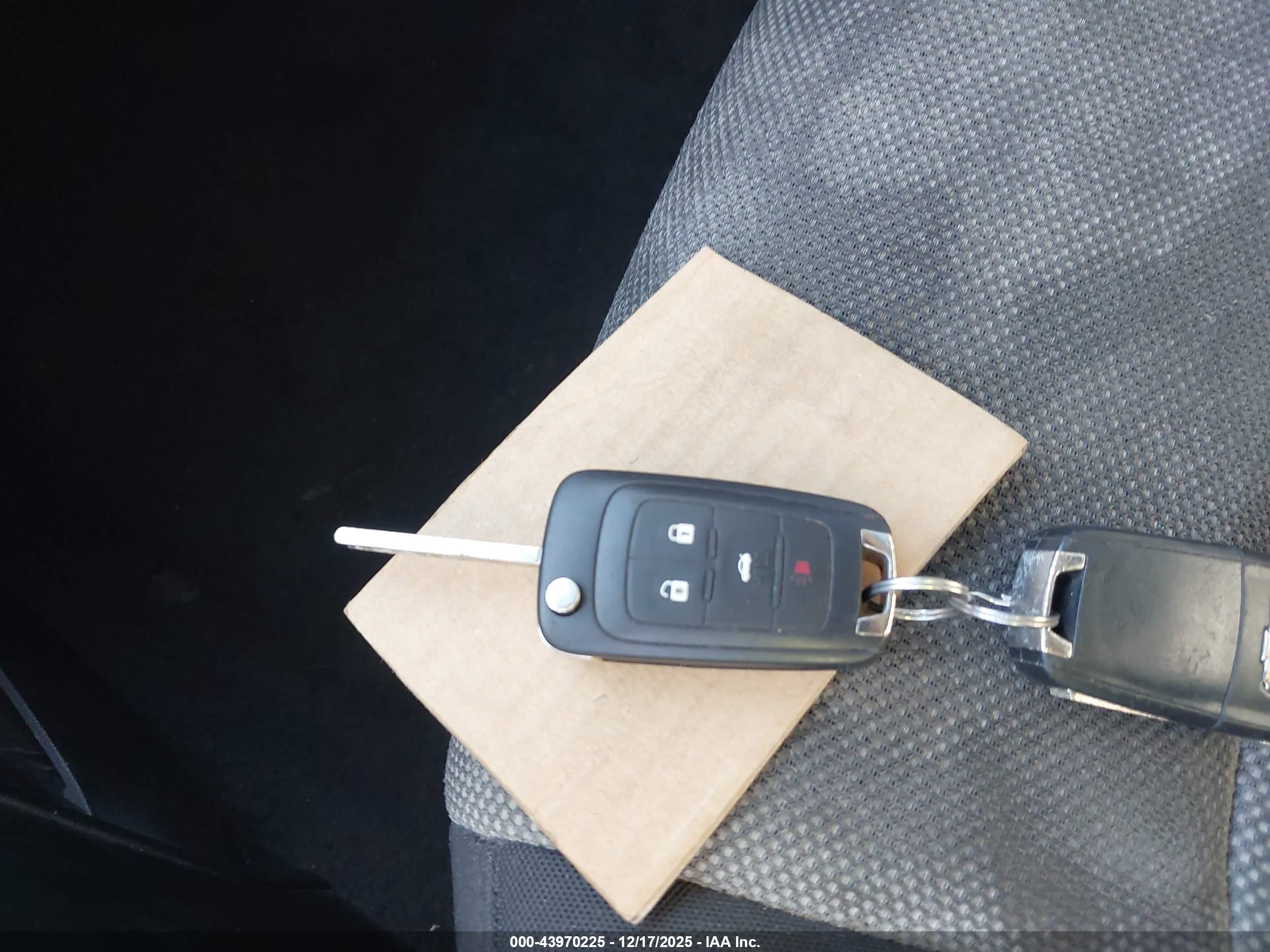 CHEVROLET CRUZE image 11