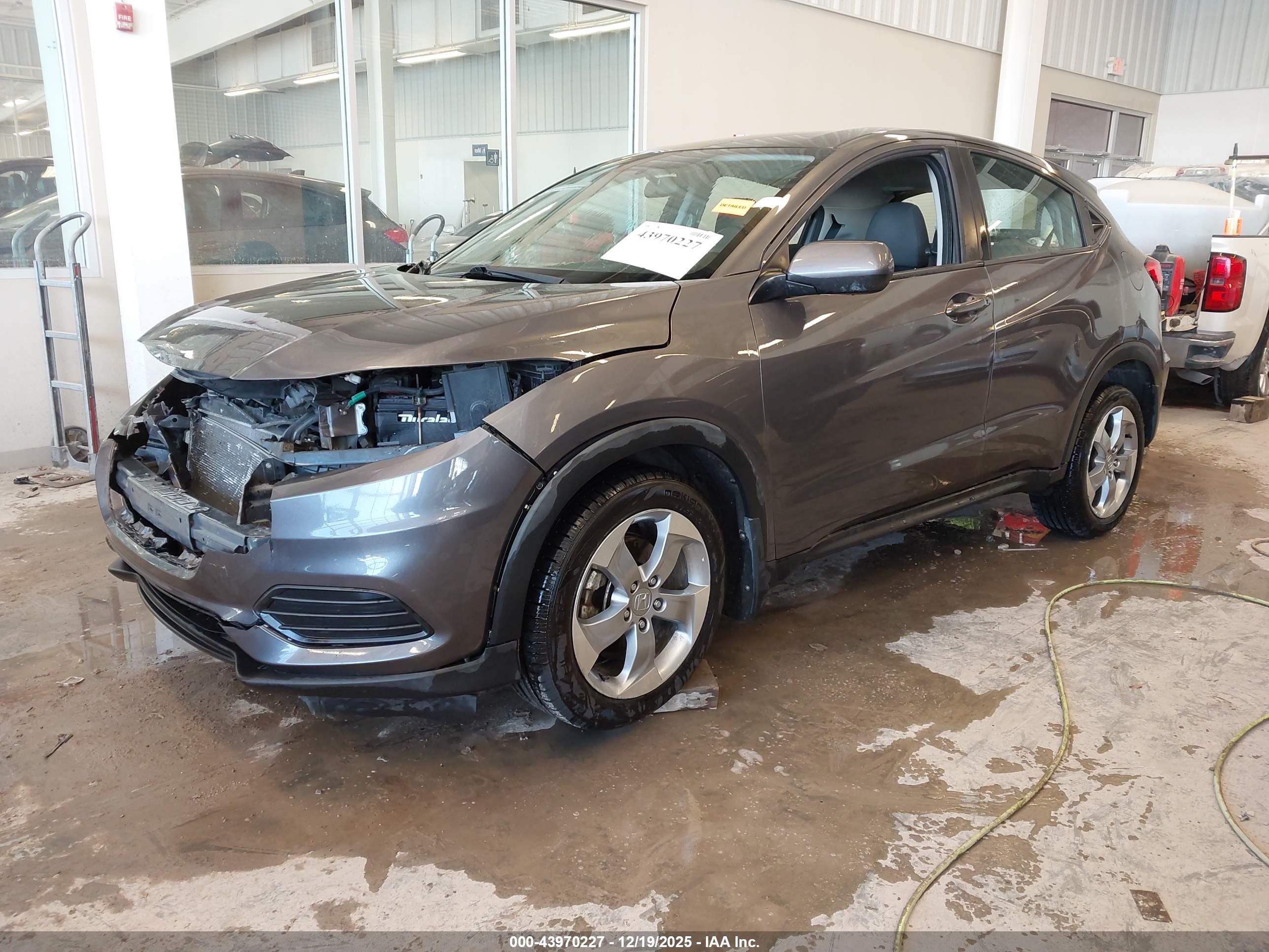 HONDA HR-V image 2