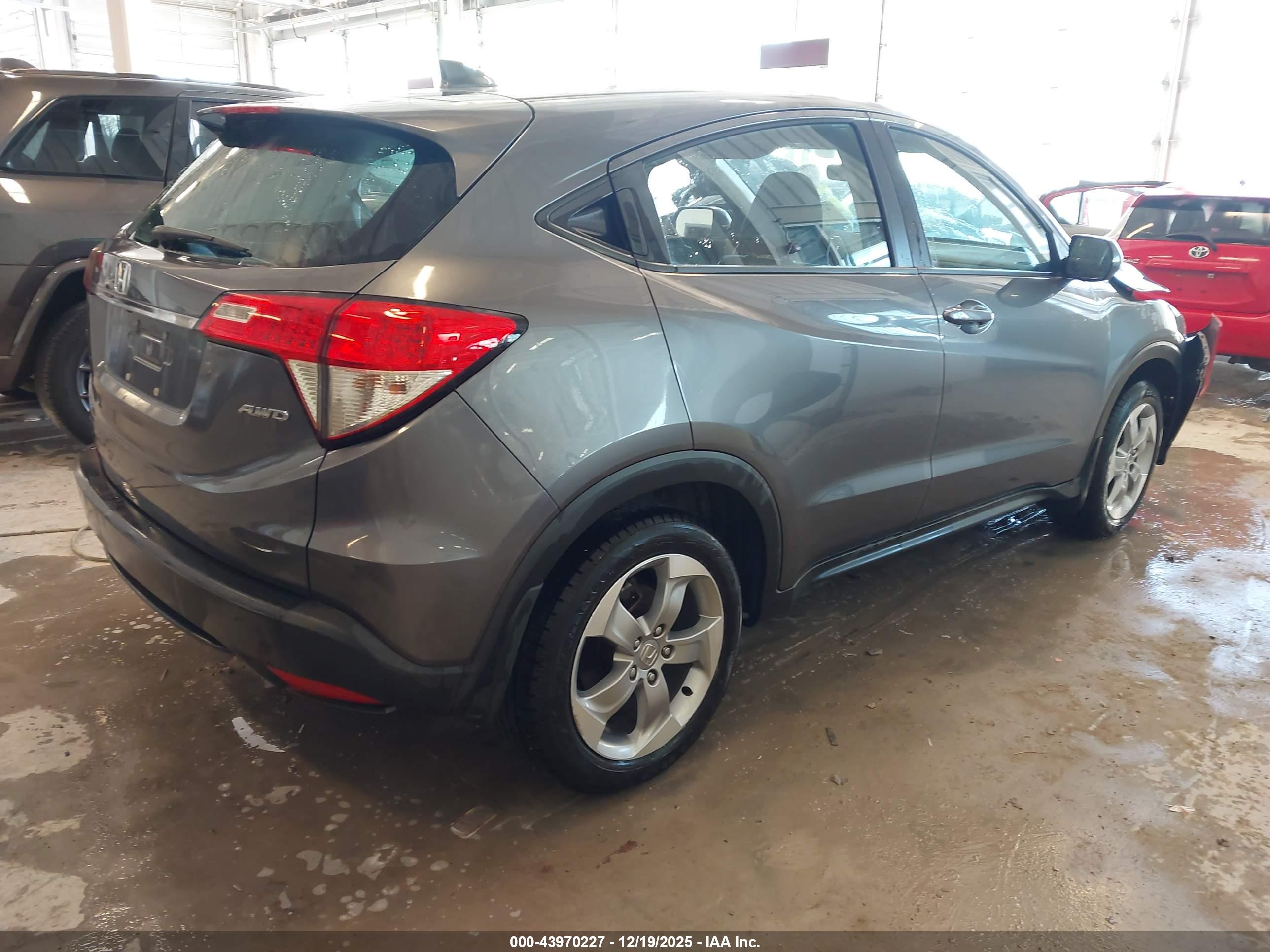 HONDA HR-V image 4