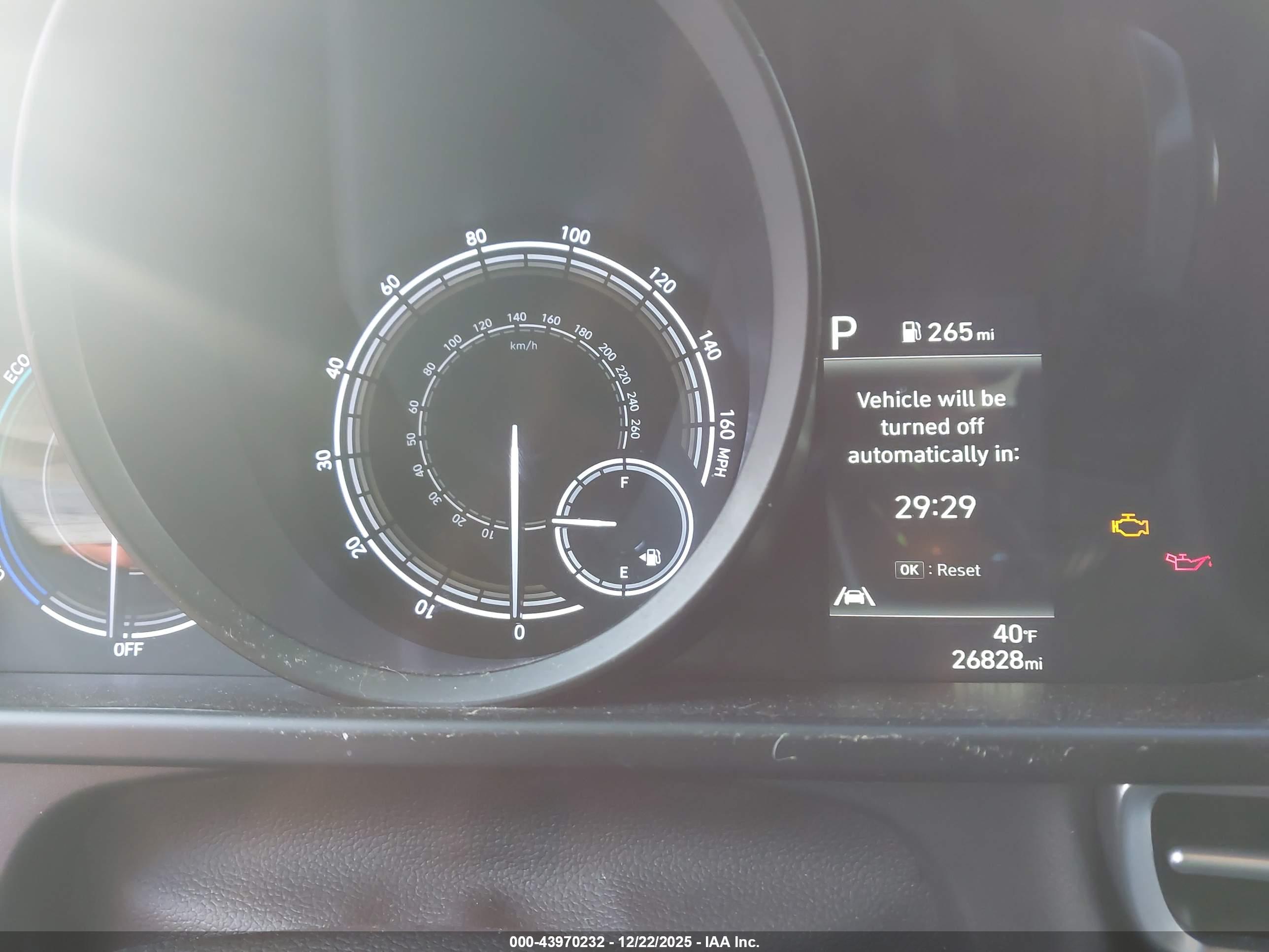 HYUNDAI ELANTRA image 7
