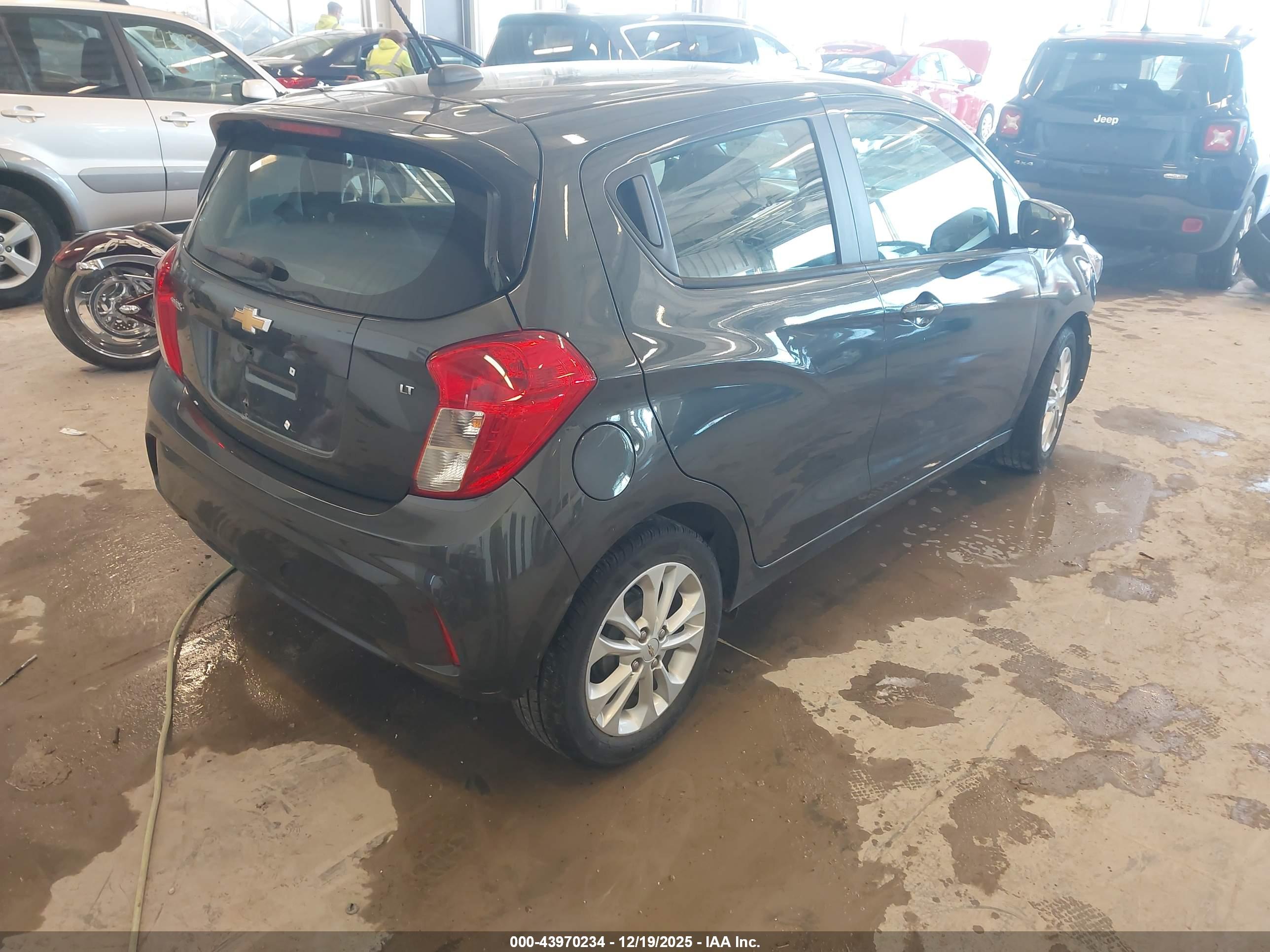 CHEVROLET SPARK image 4