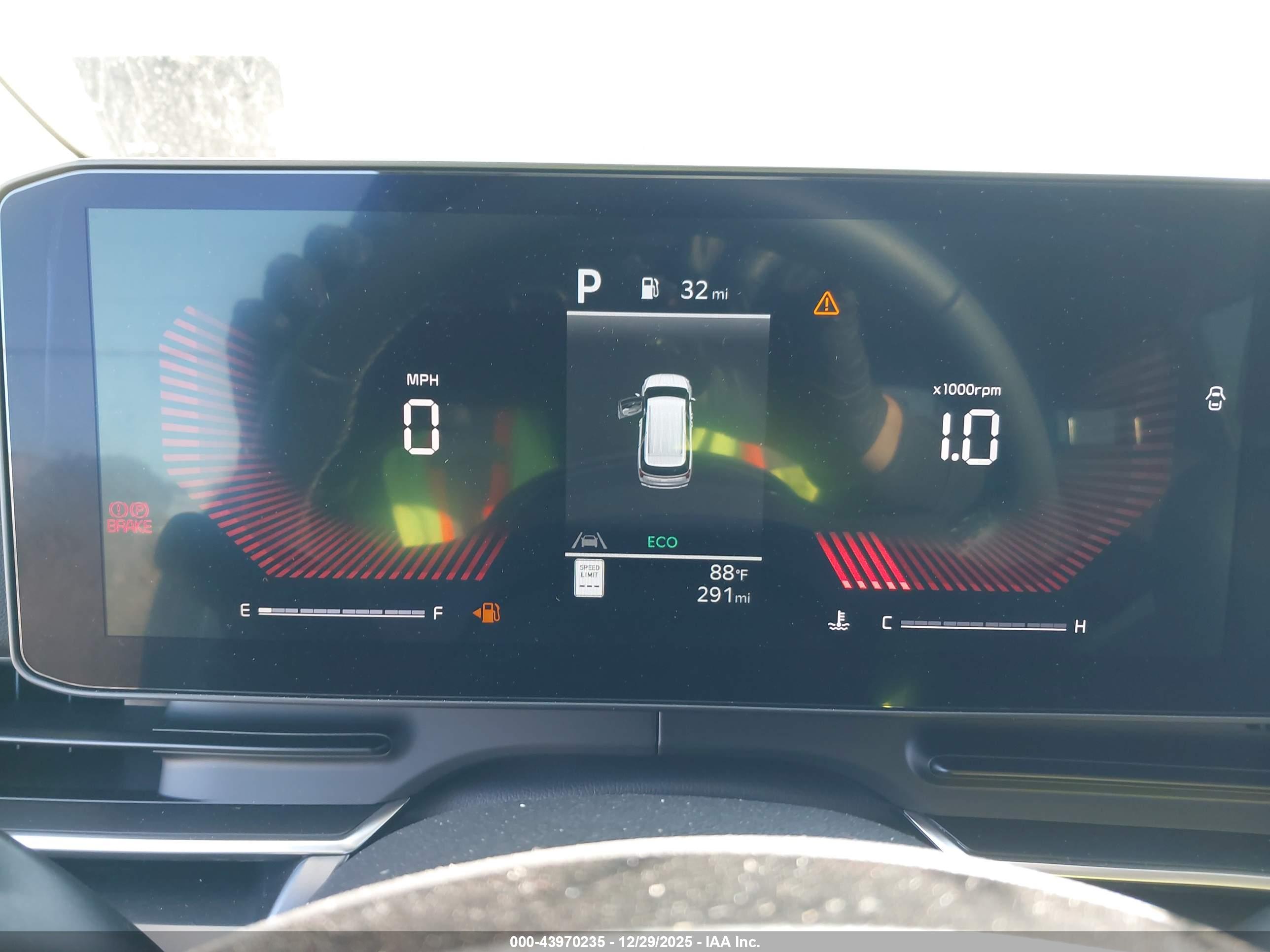 KIA CARNIVAL image 7