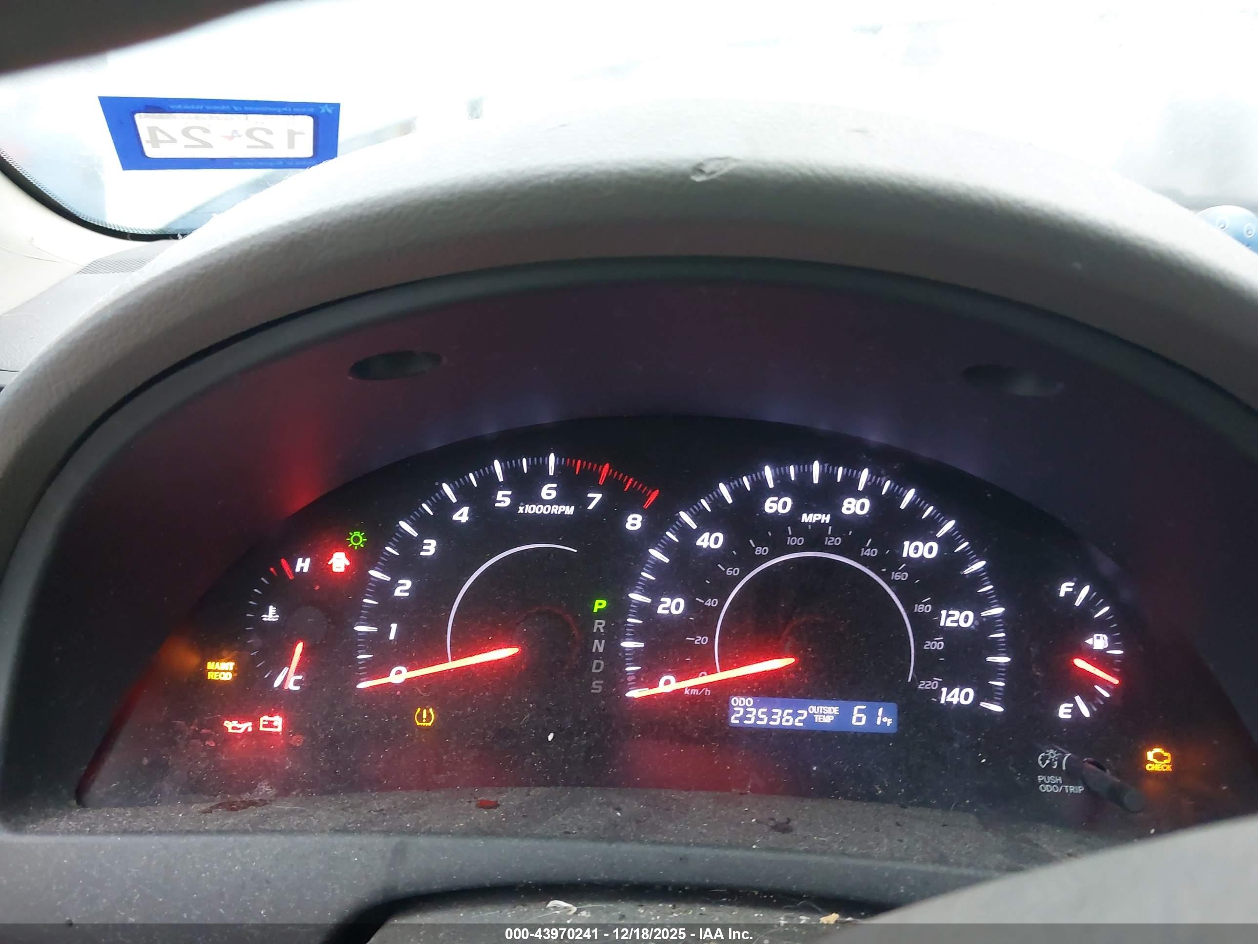 TOYOTA CAMRY image 7