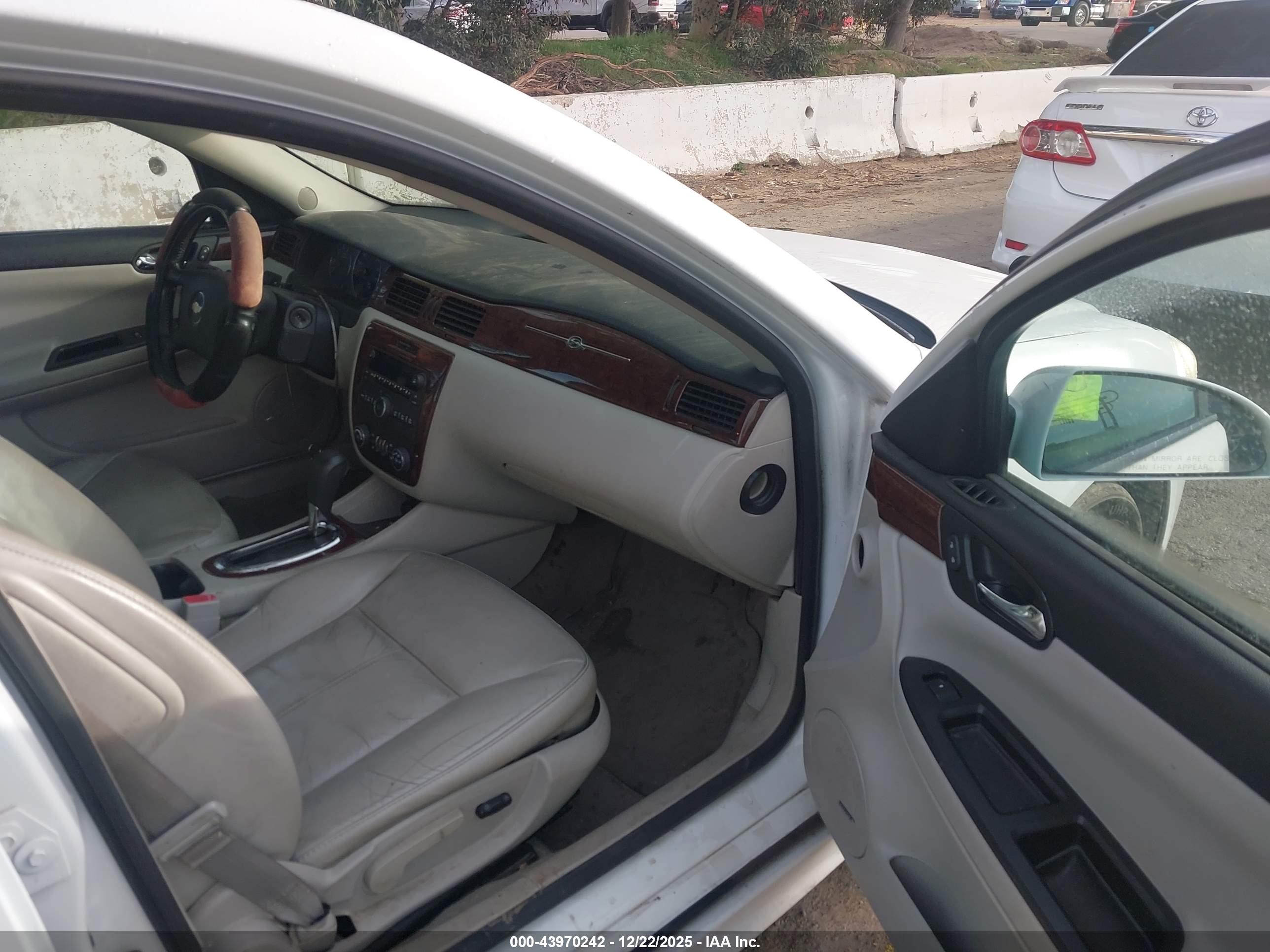 CHEVROLET IMPALA image 5