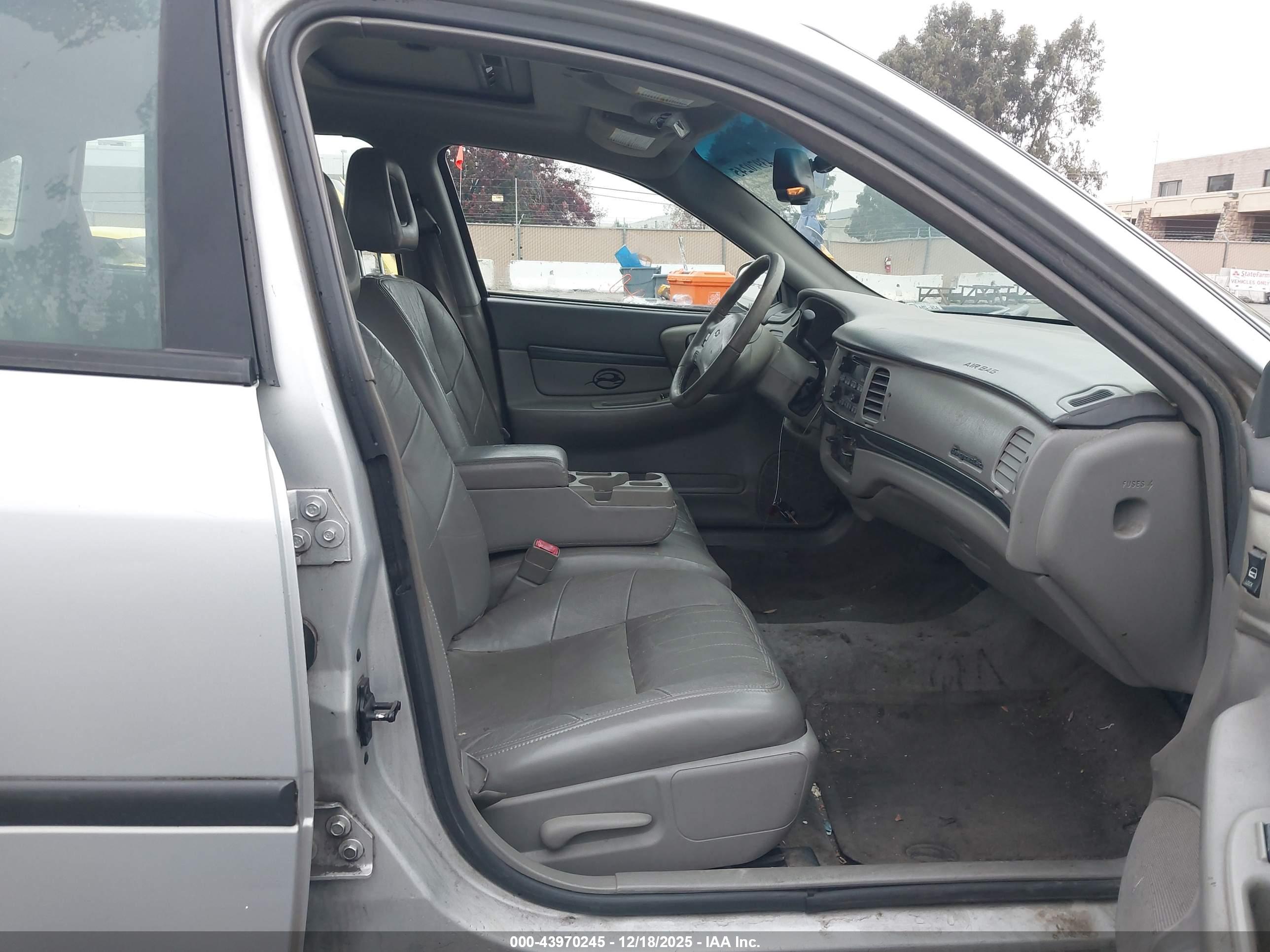 CHEVROLET IMPALA image 5