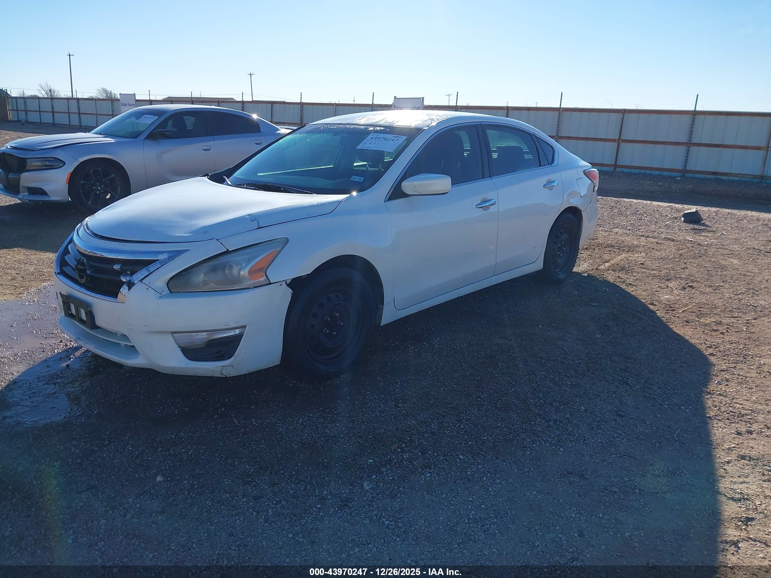 NISSAN ALTIMA image 2