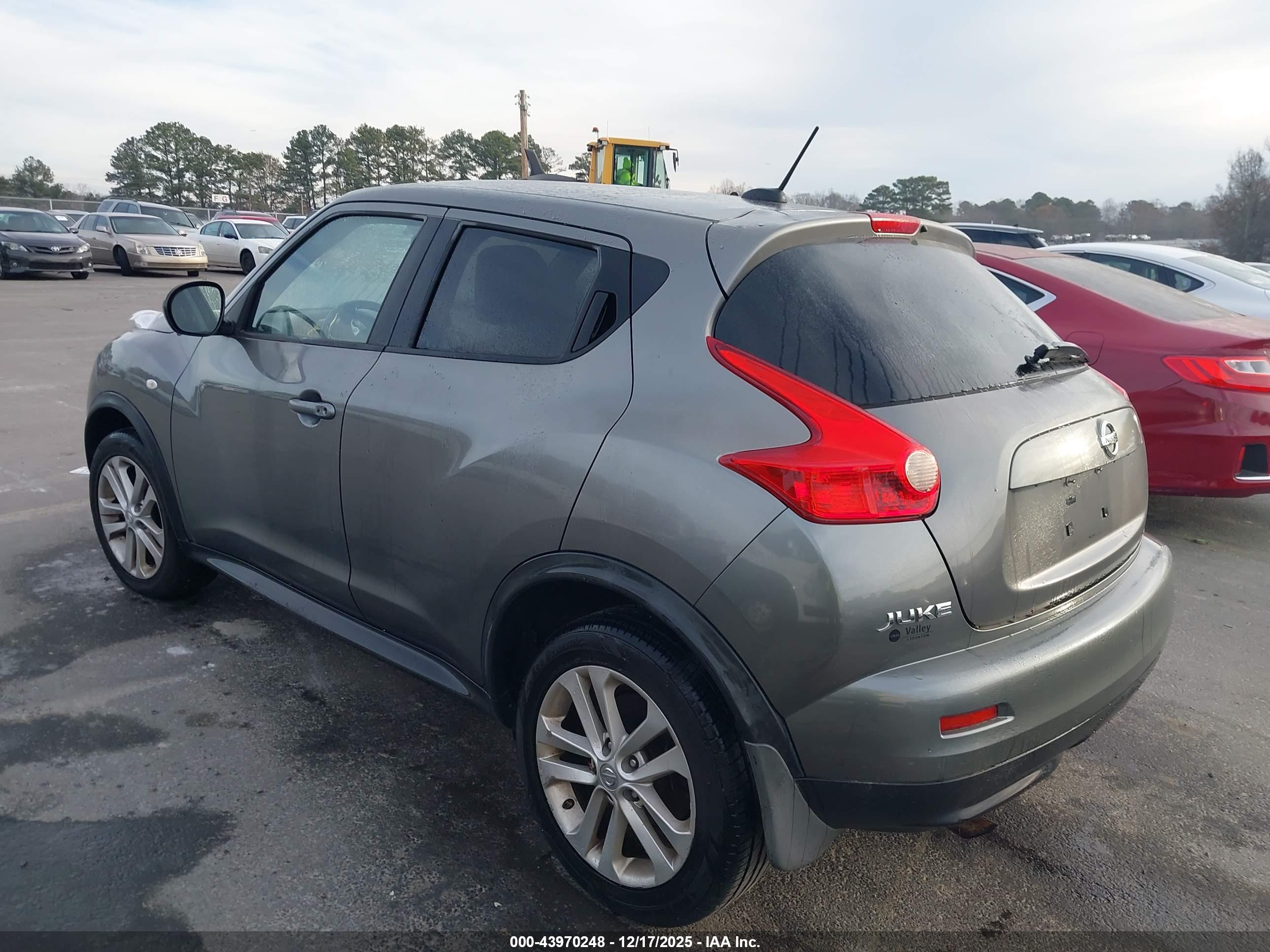 NISSAN JUKE image 3