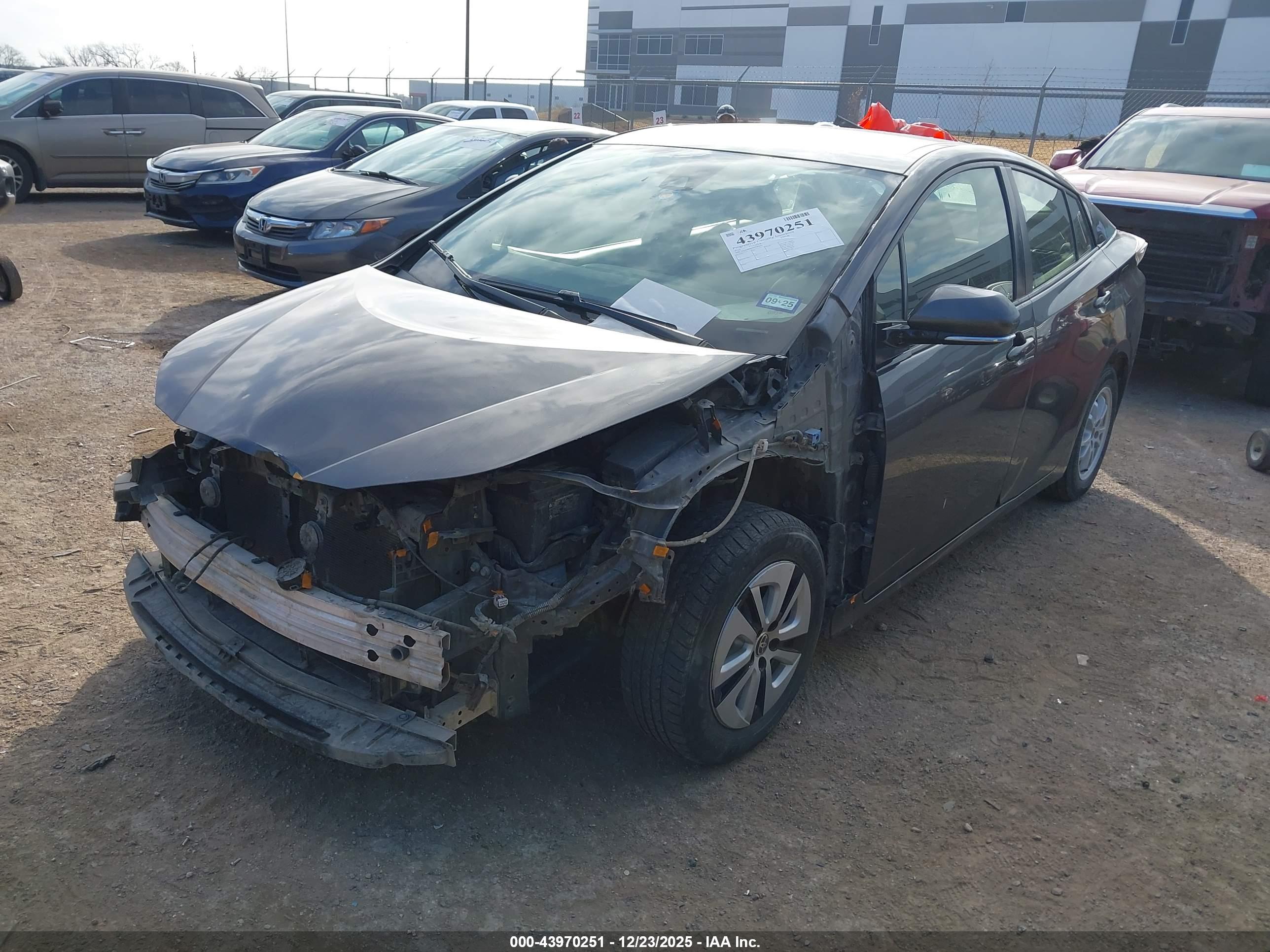 TOYOTA PRIUS image 2