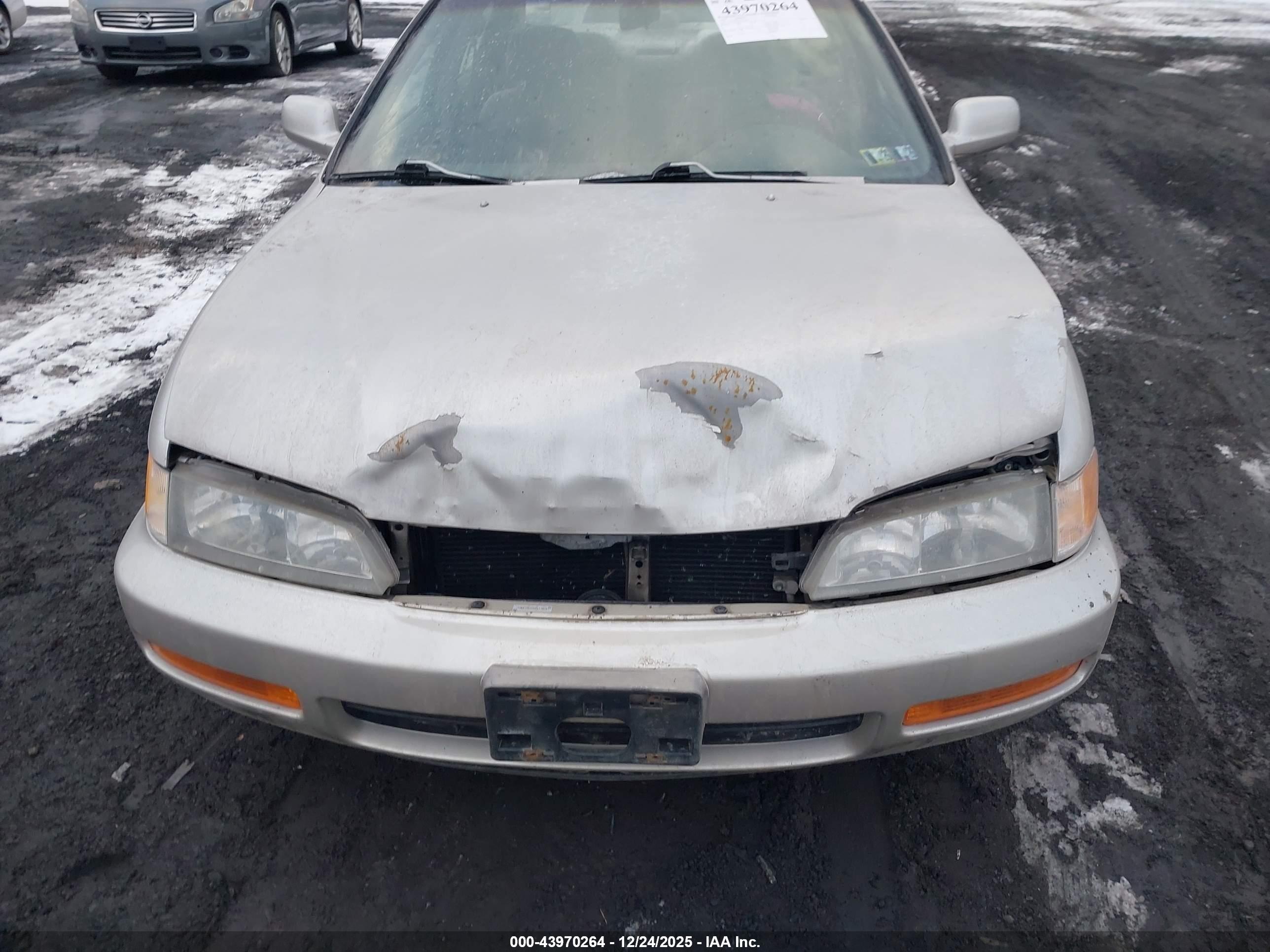 HONDA ACCORD image 6