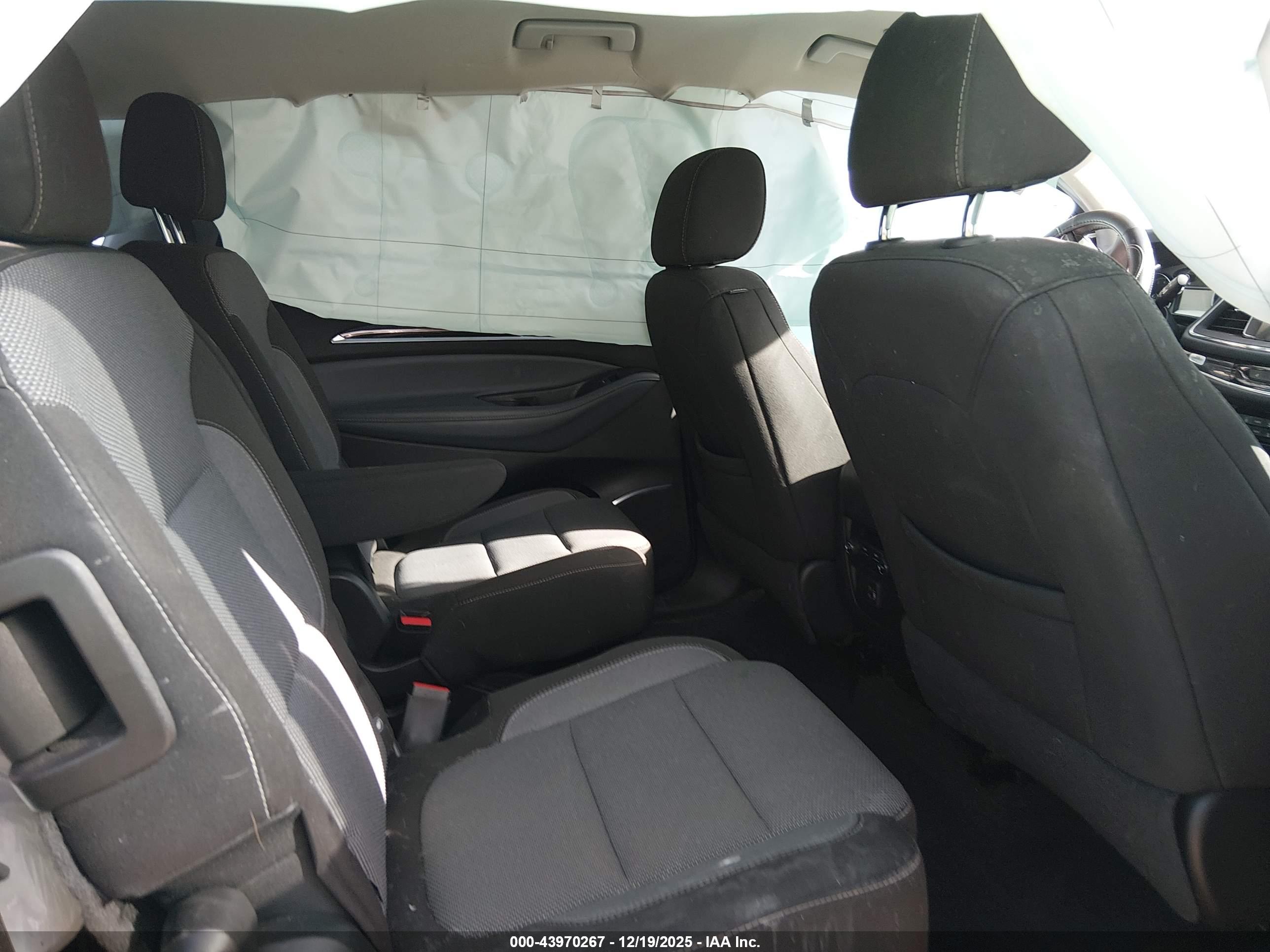 BUICK ENCLAVE image 8