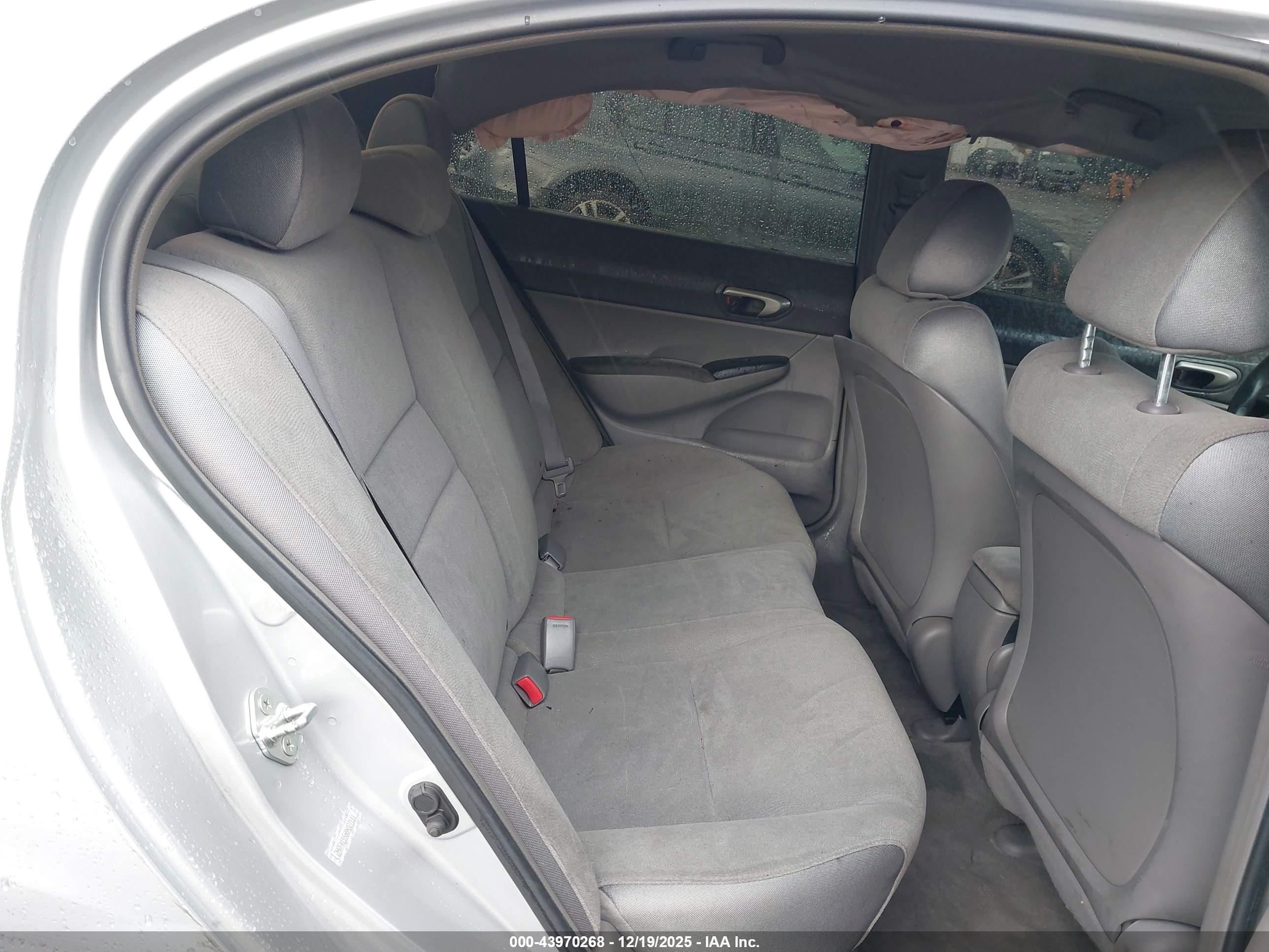 HONDA CIVIC image 8
