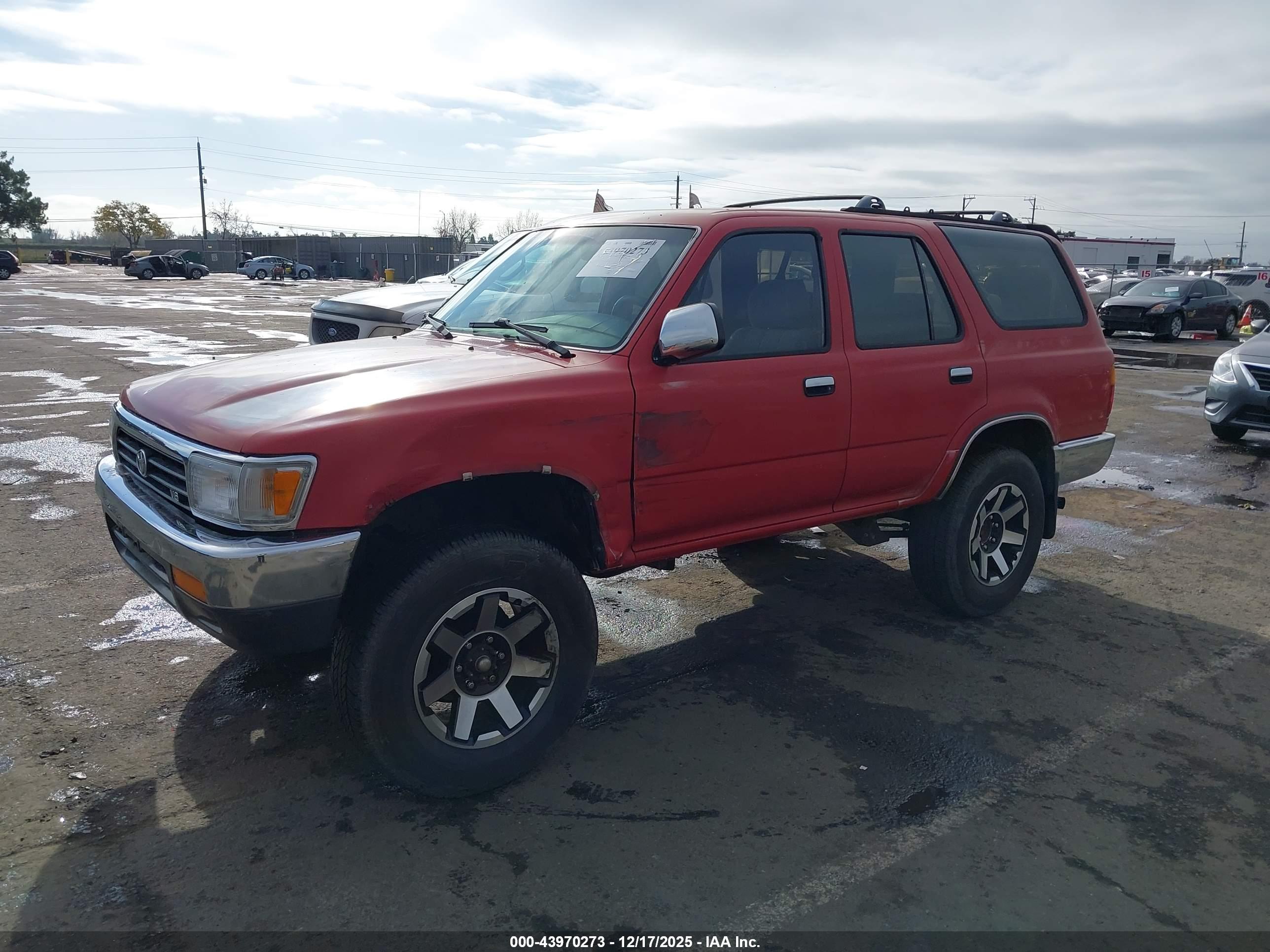 TOYOTA 4RUNNER image 2