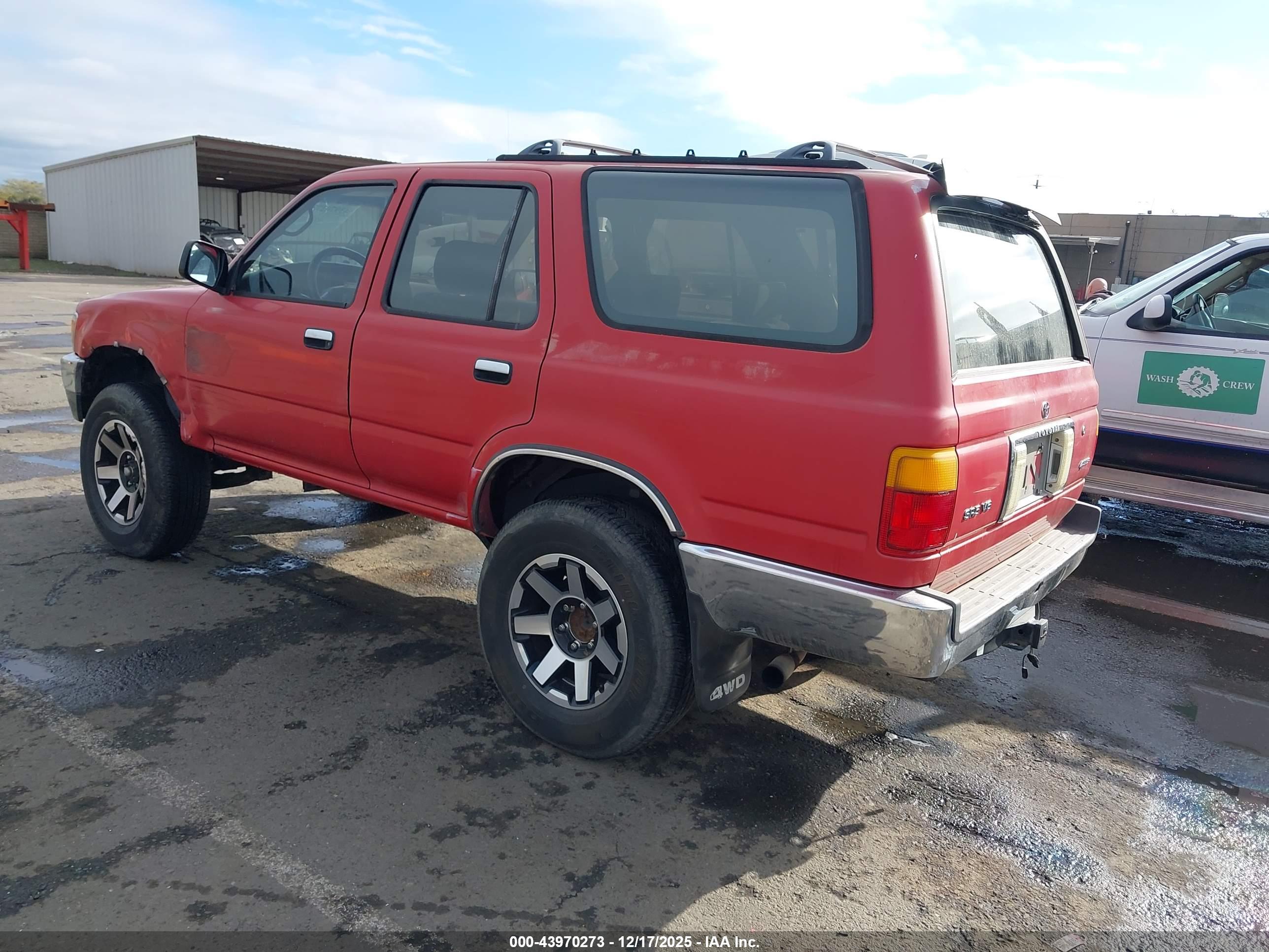 TOYOTA 4RUNNER image 3