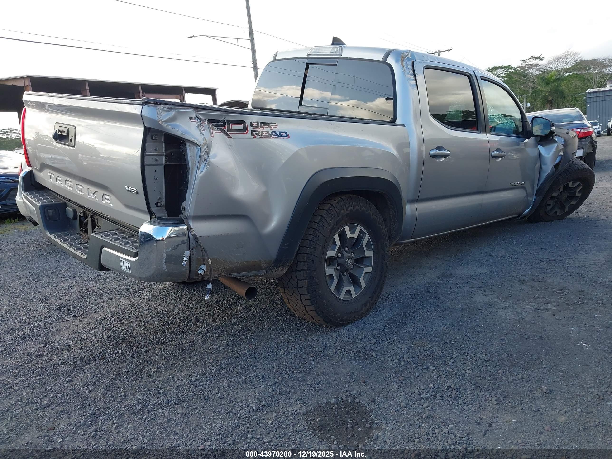 TOYOTA TACOMA image 4
