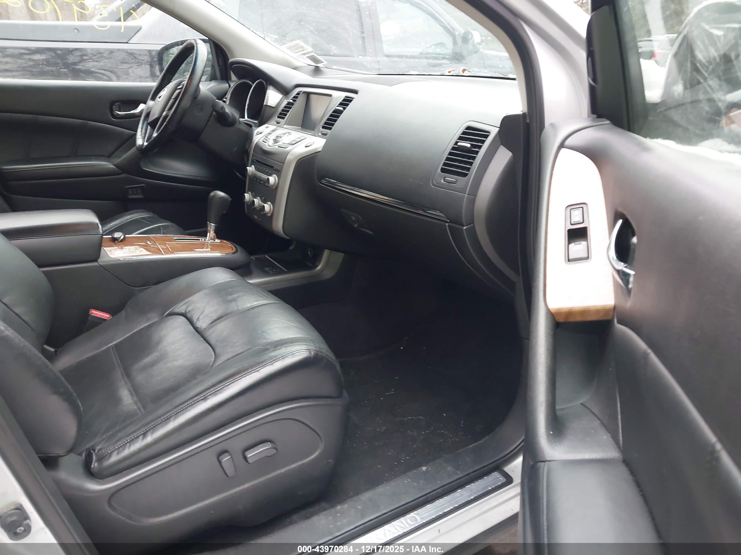 NISSAN MURANO image 5