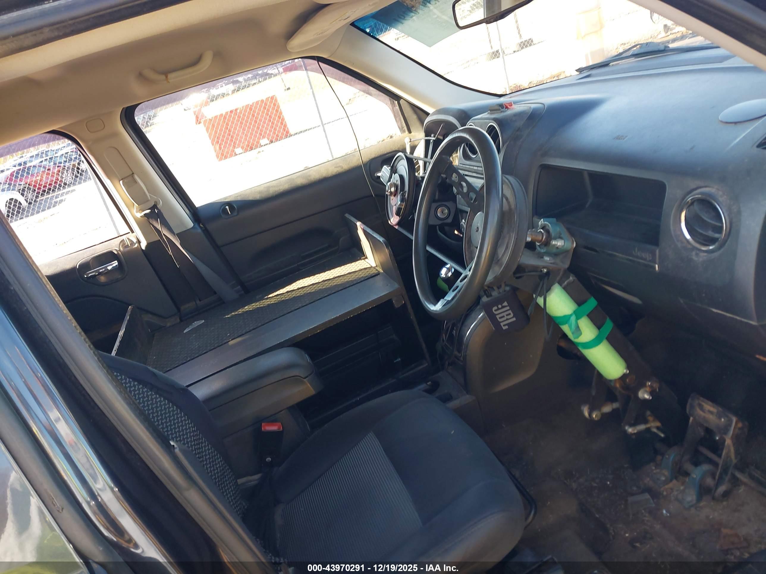 JEEP PATRIOT image 5