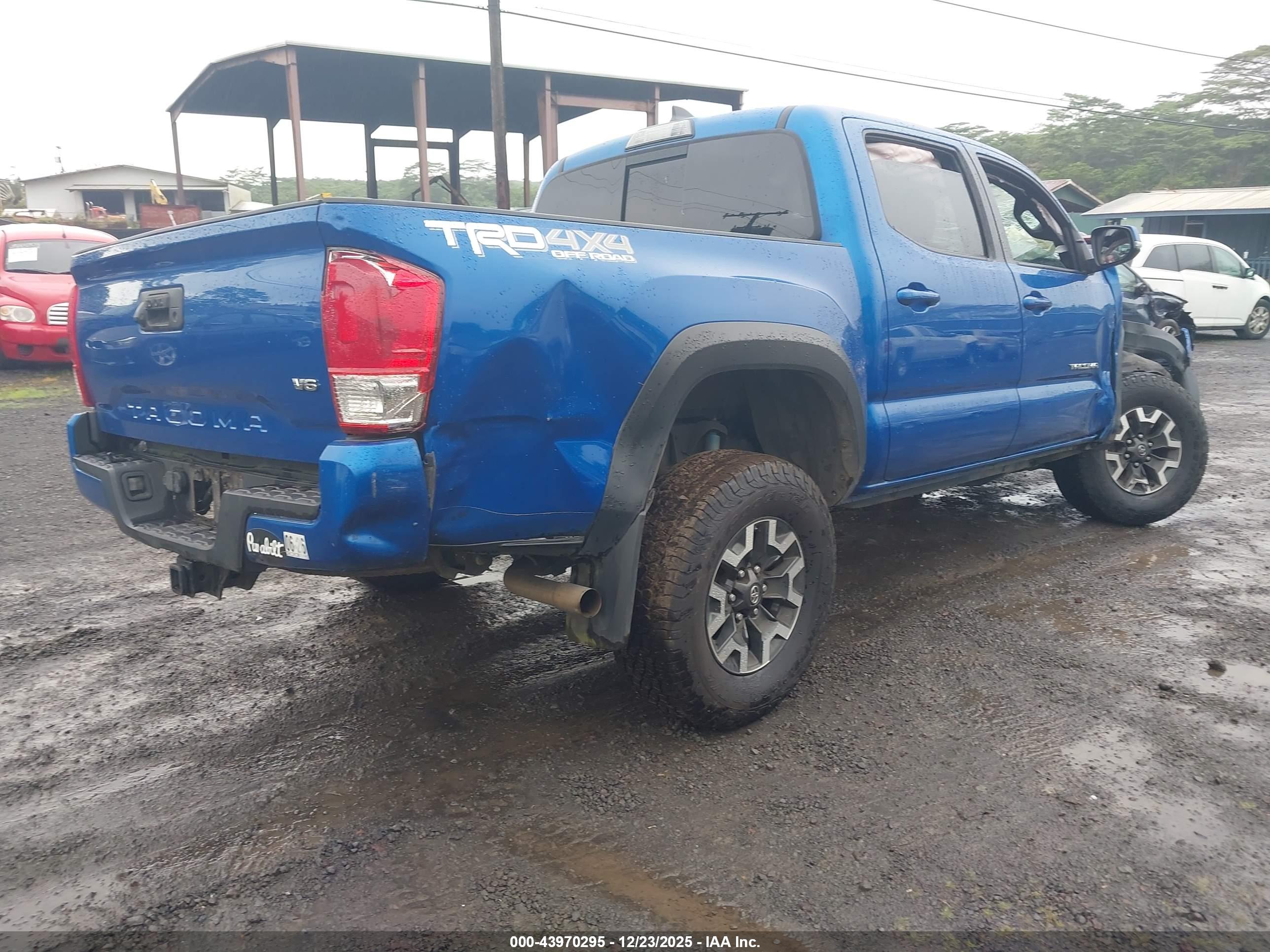 TOYOTA TACOMA image 4