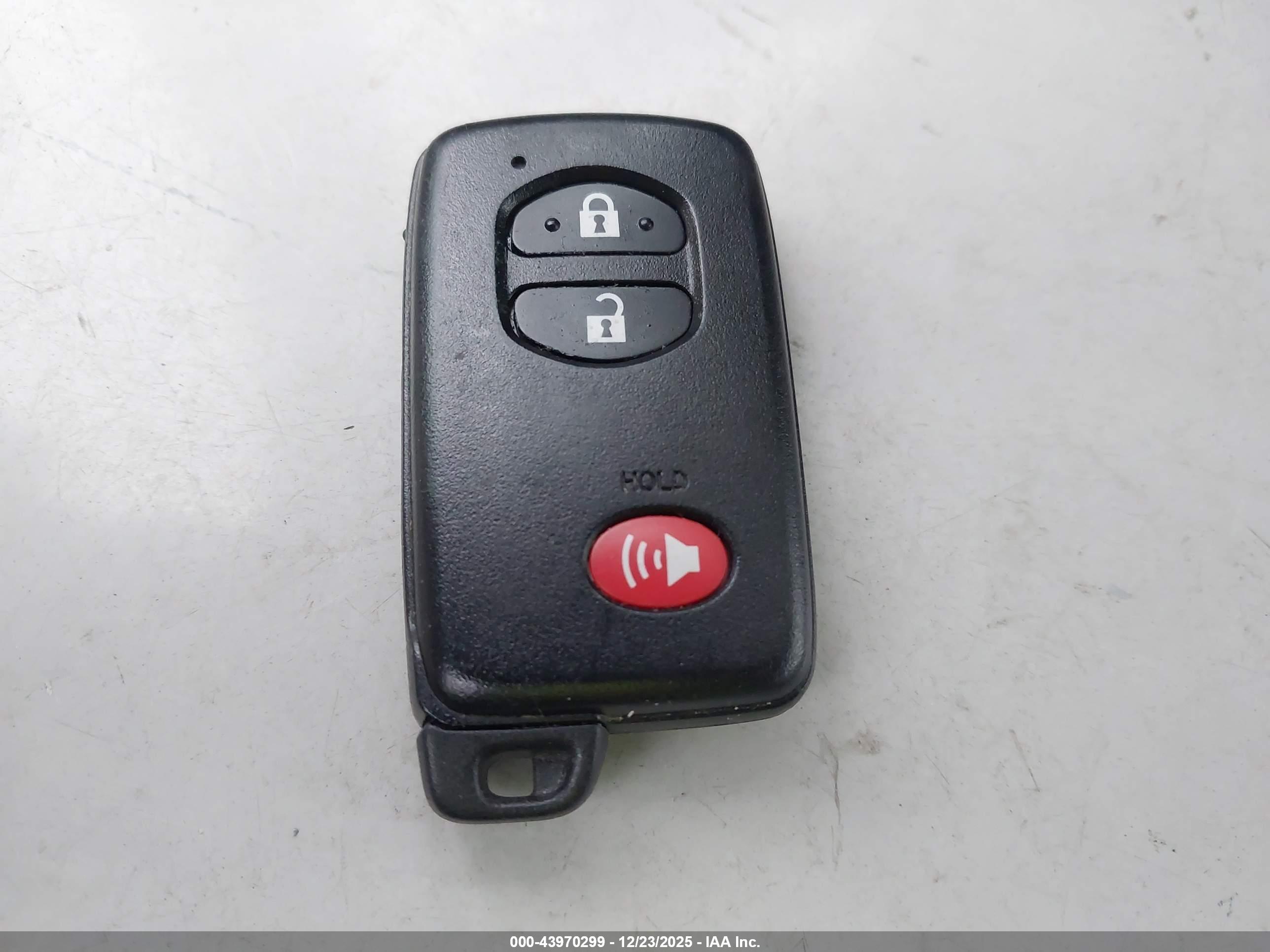 TOYOTA PRIUS image 11