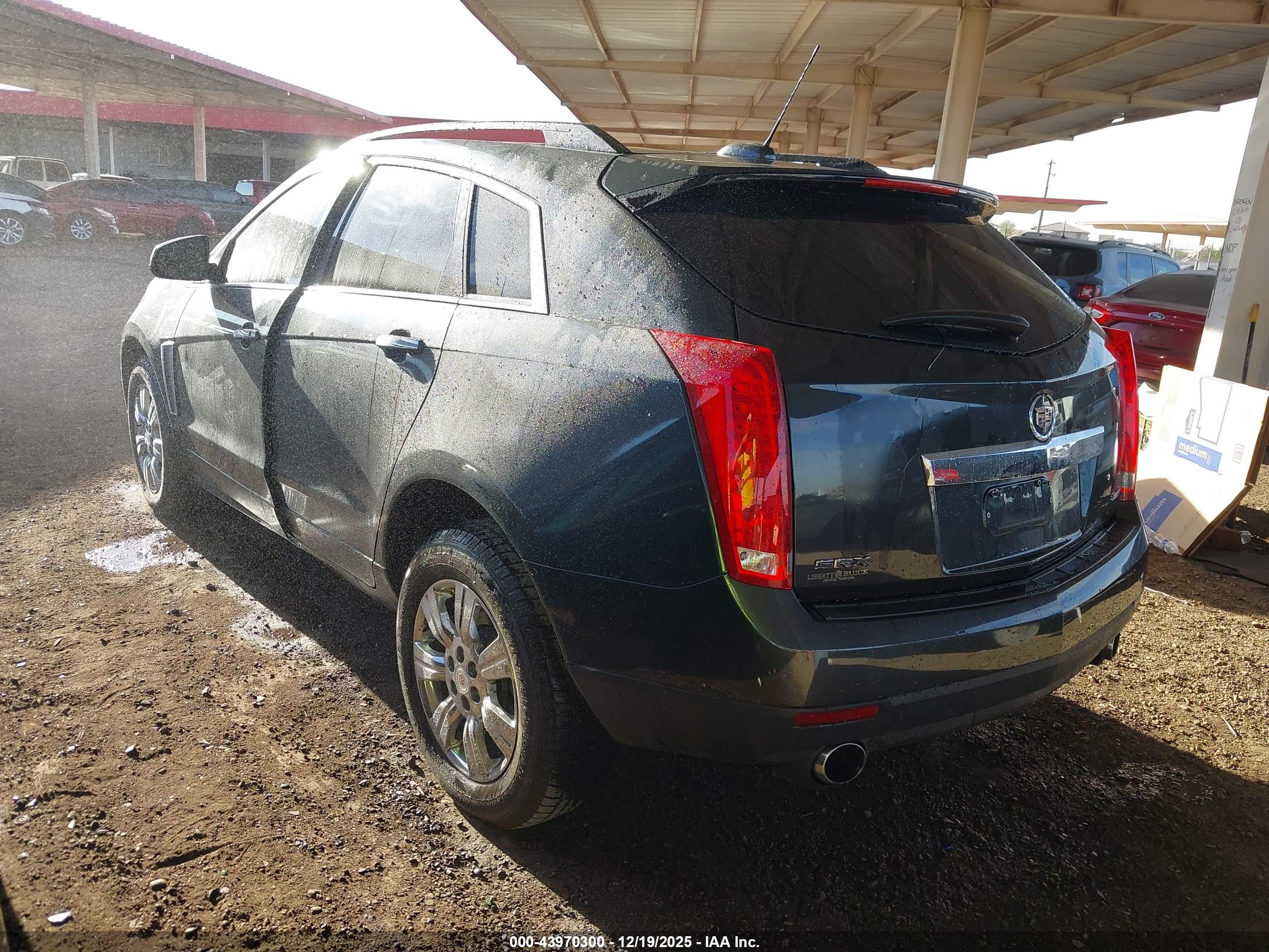 CADILLAC SRX image 3