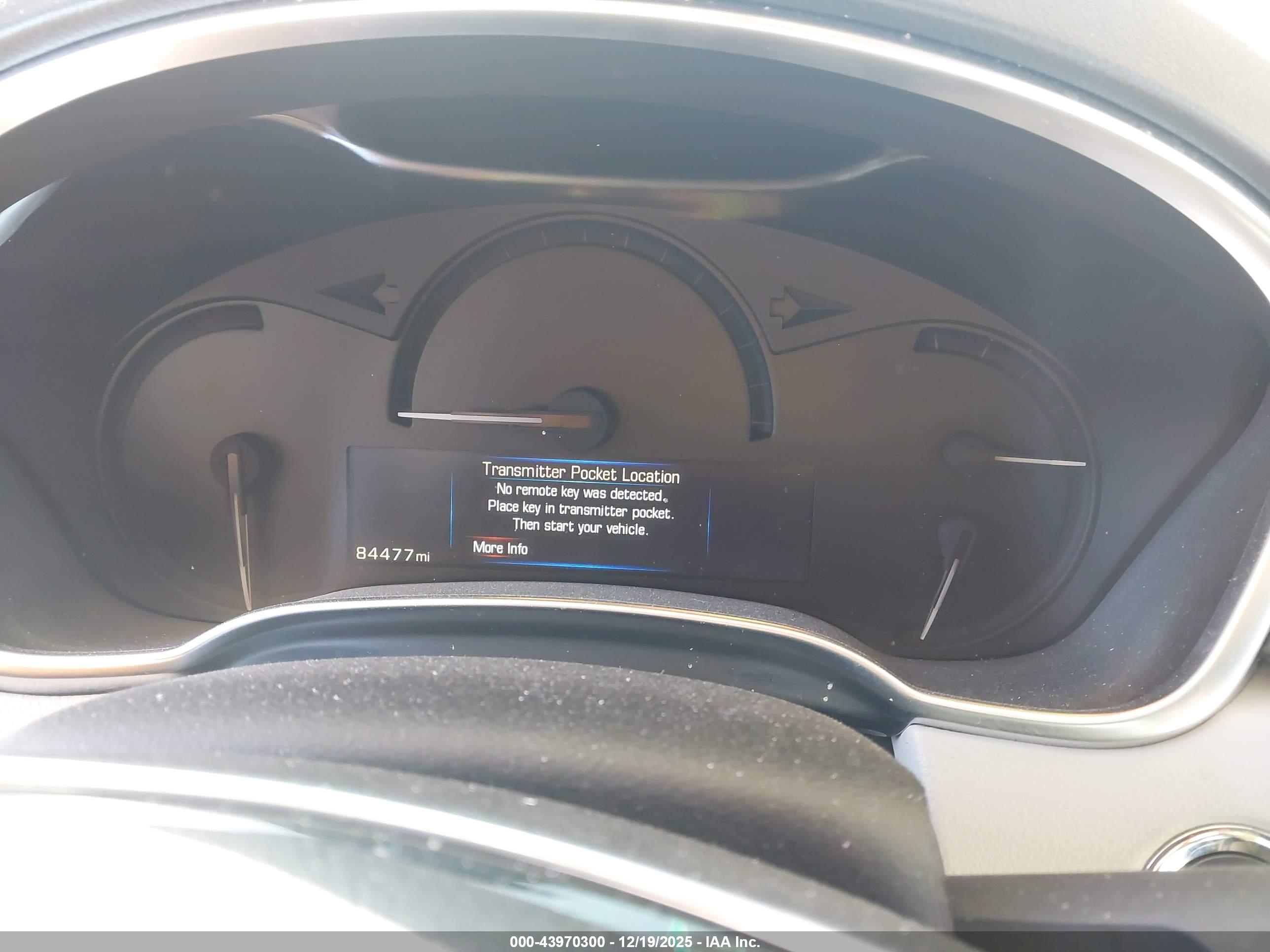 CADILLAC SRX image 7