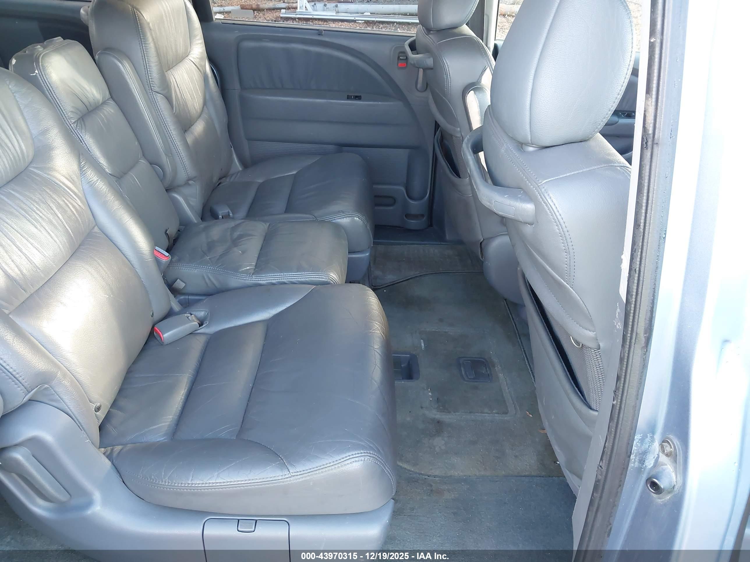 HONDA ODYSSEY image 8