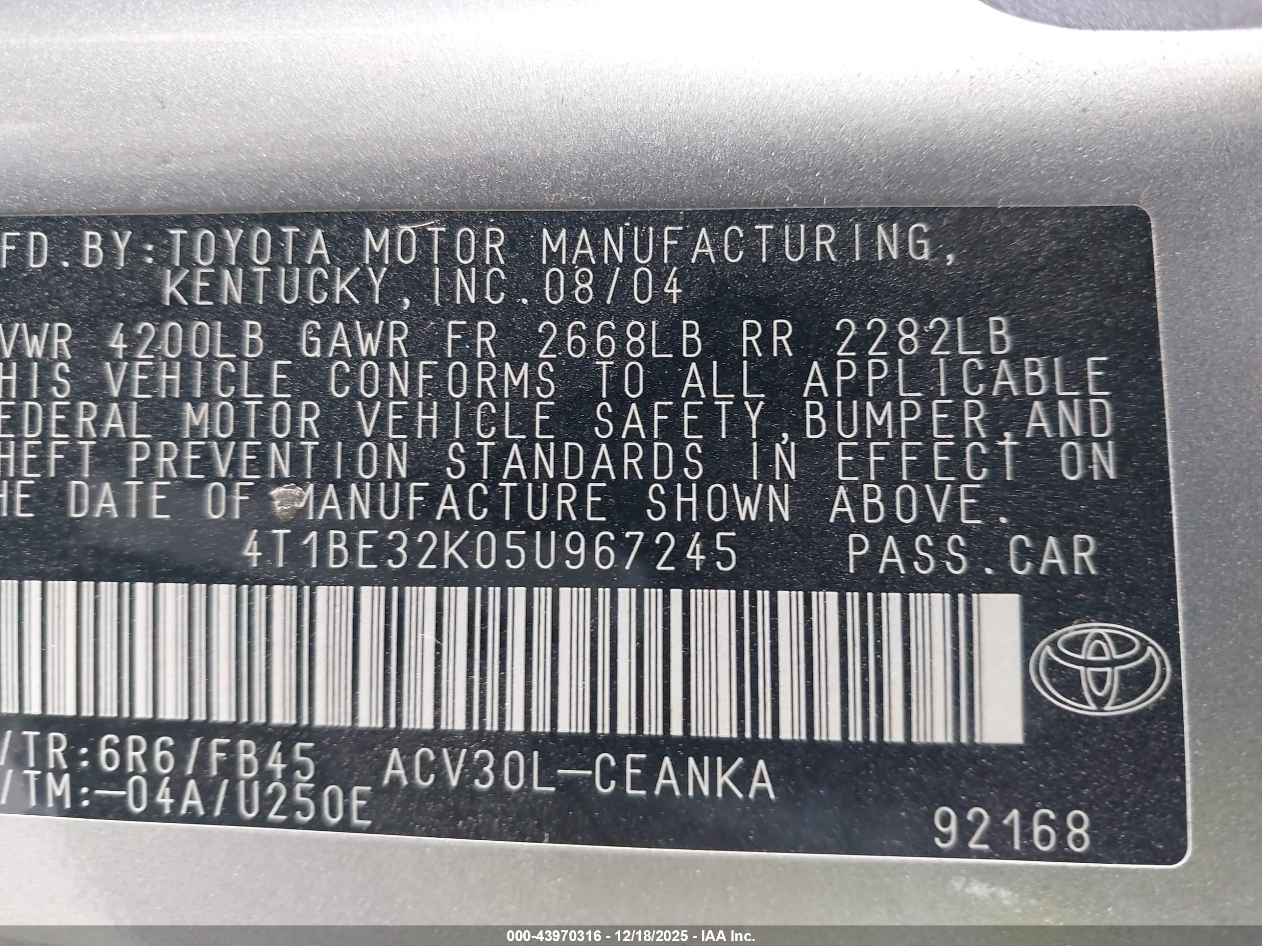 TOYOTA CAMRY image 9
