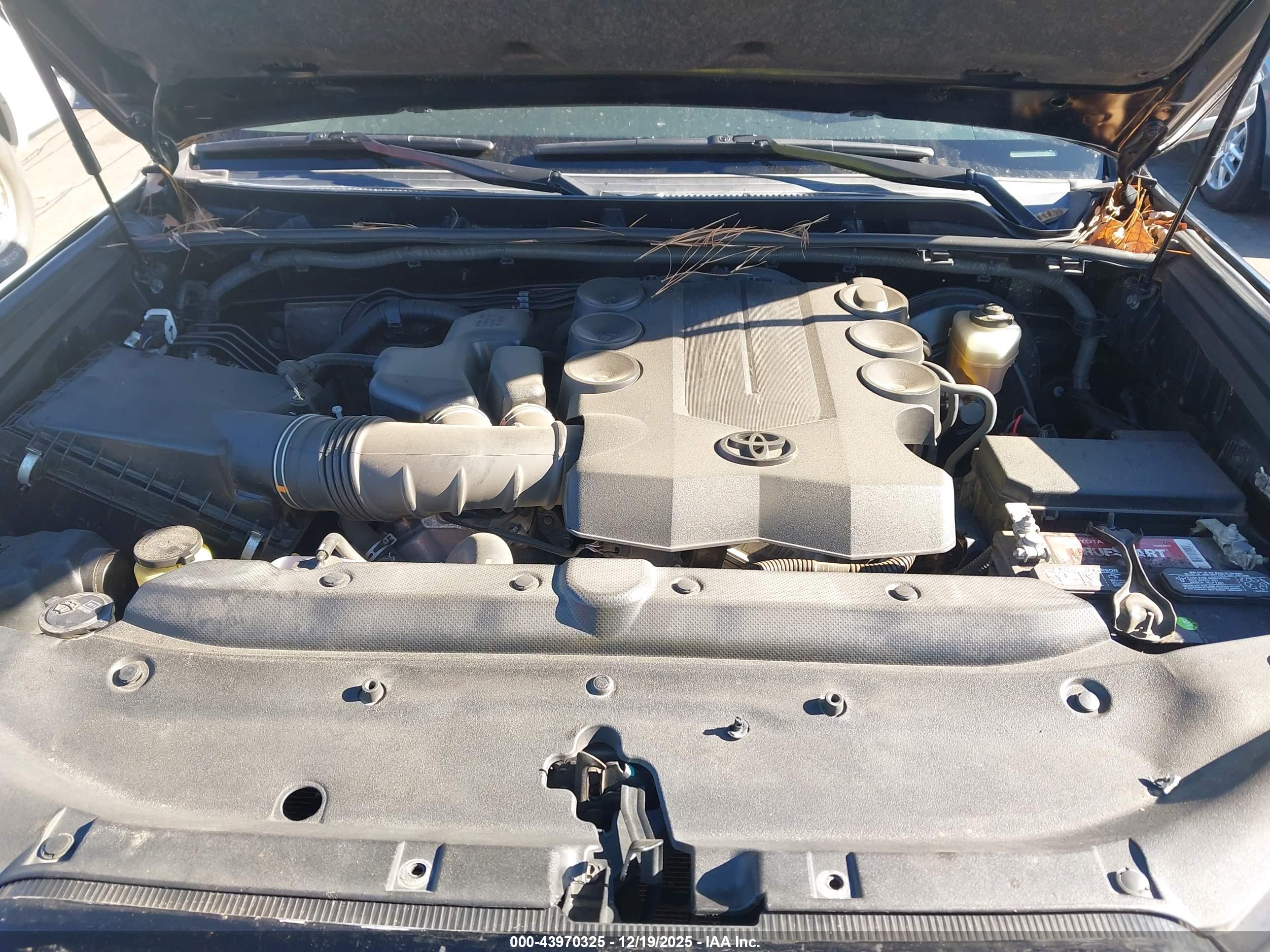 TOYOTA 4RUNNER image 10