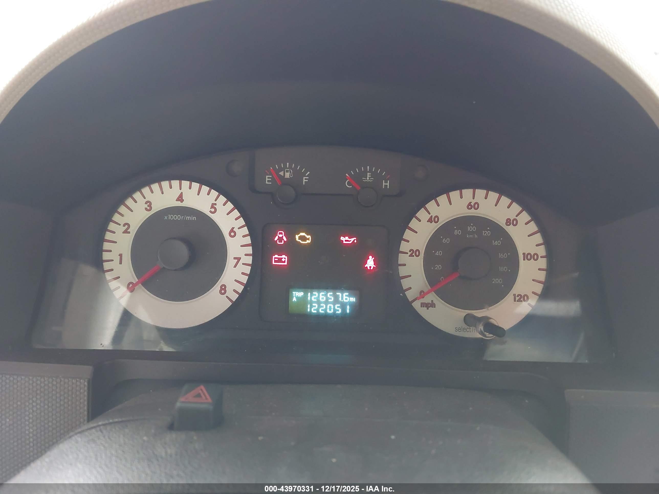 MAZDA TRIBUTE image 7