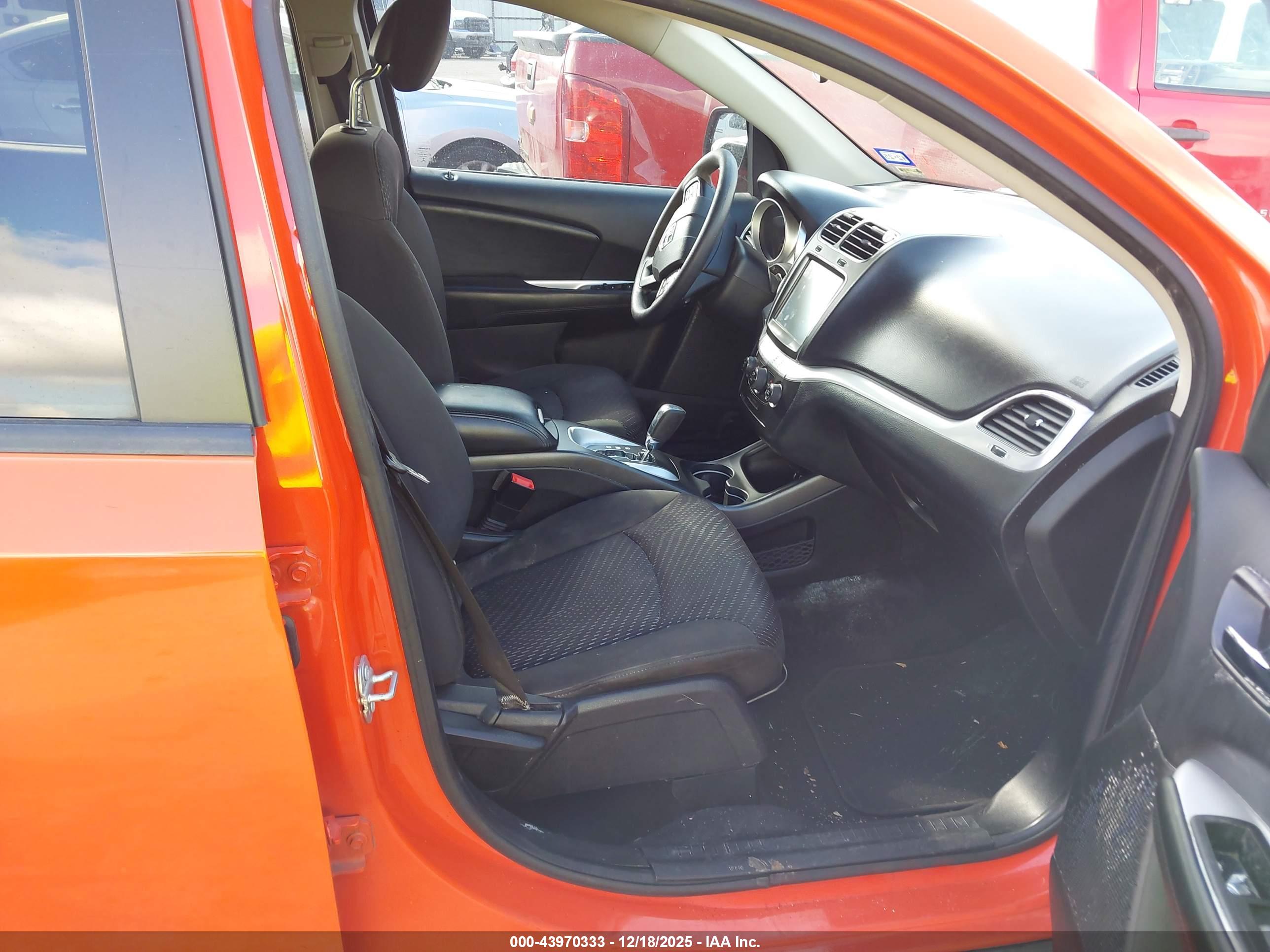 DODGE JOURNEY image 5
