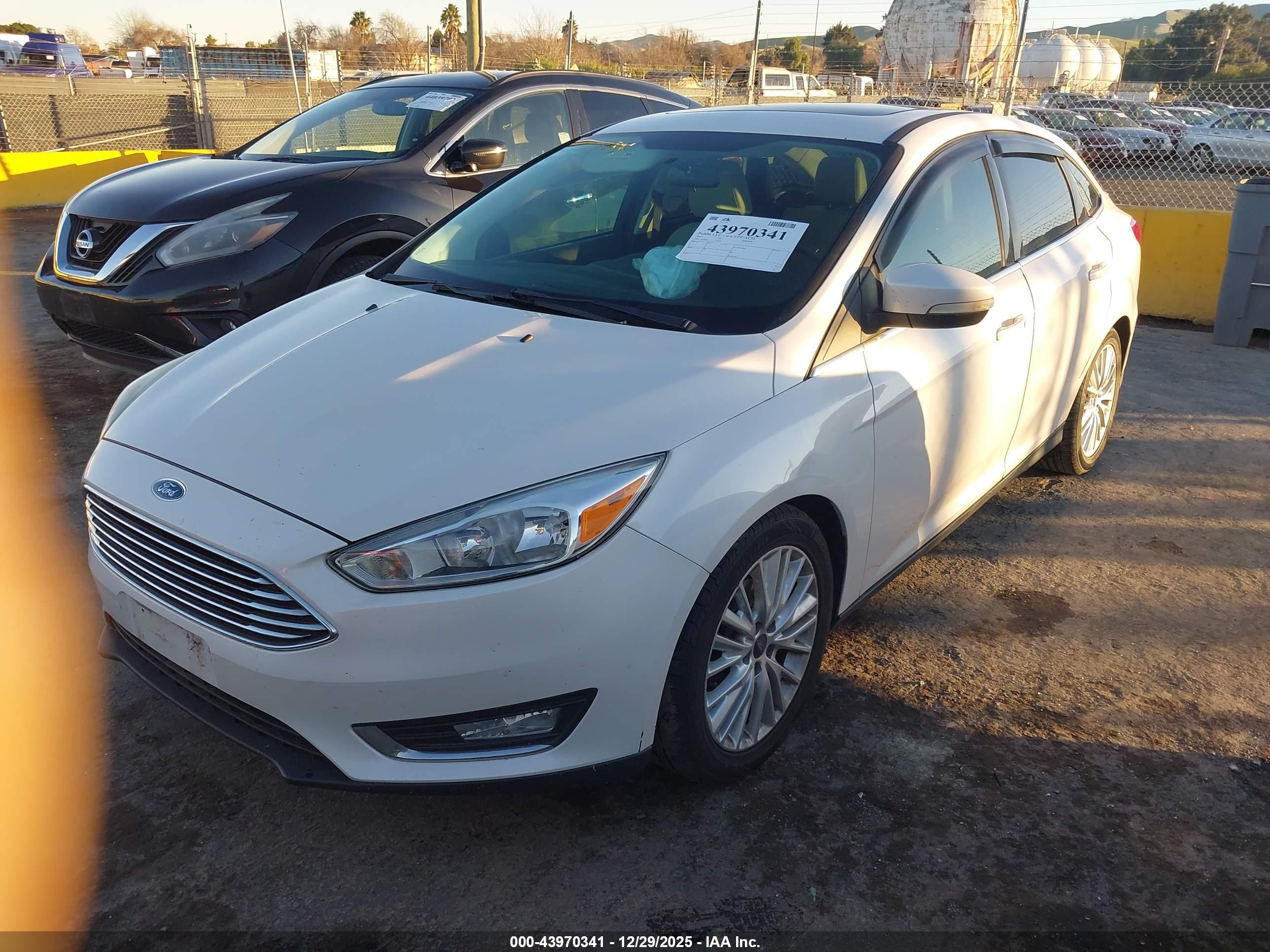 FORD FOCUS image 6