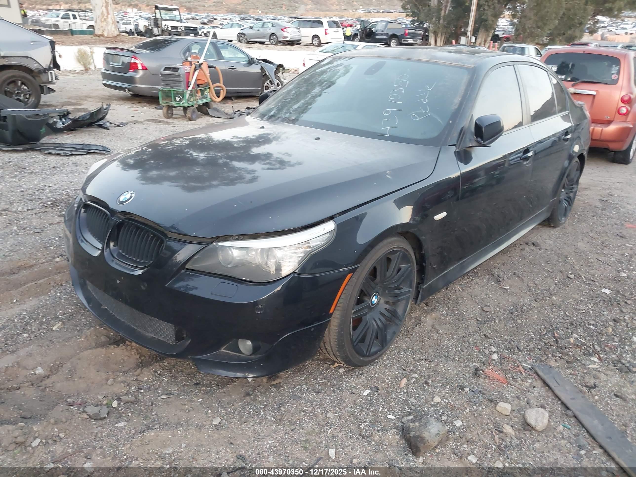 BMW 550I image 2