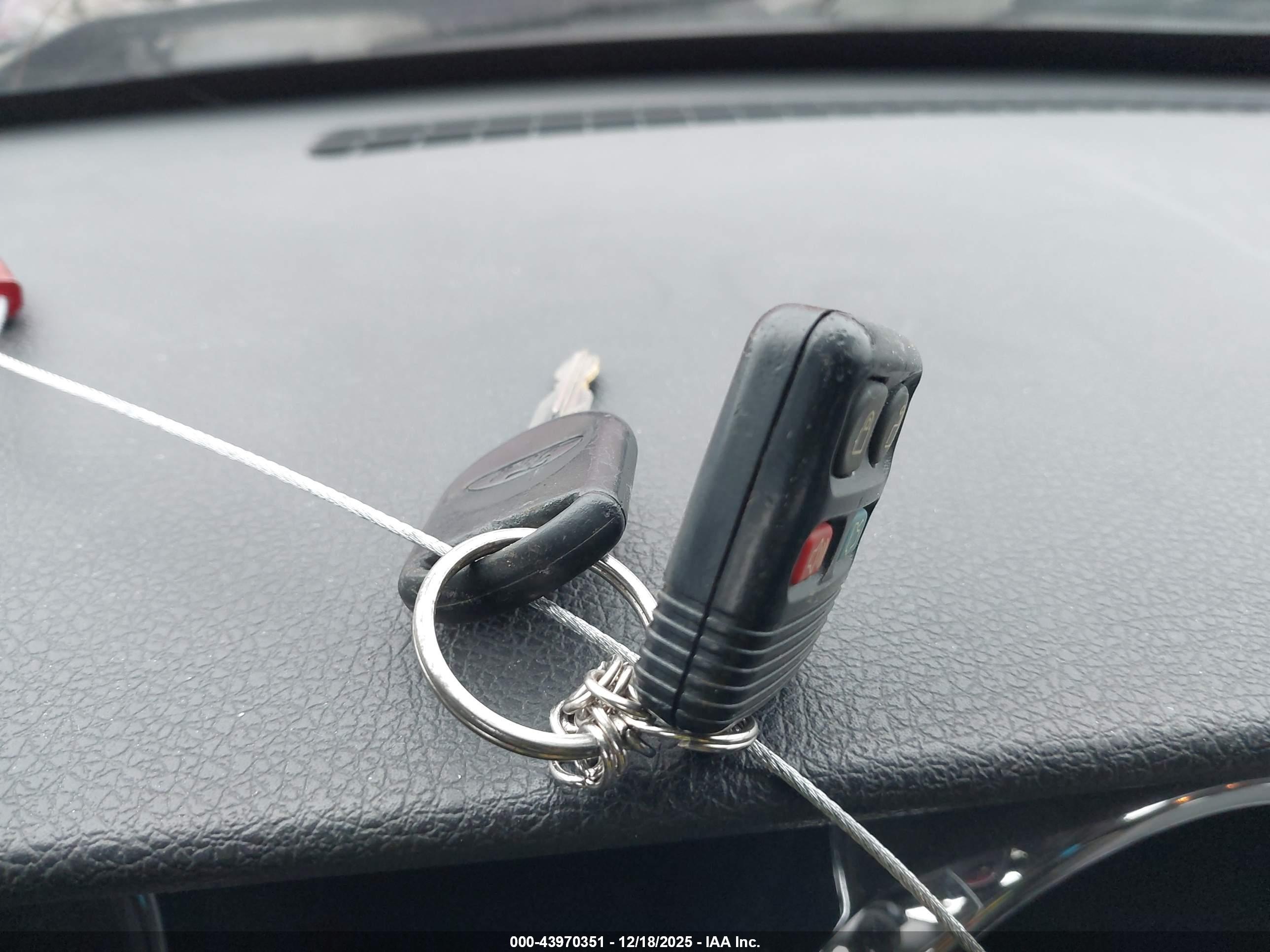 FORD MUSTANG image 11