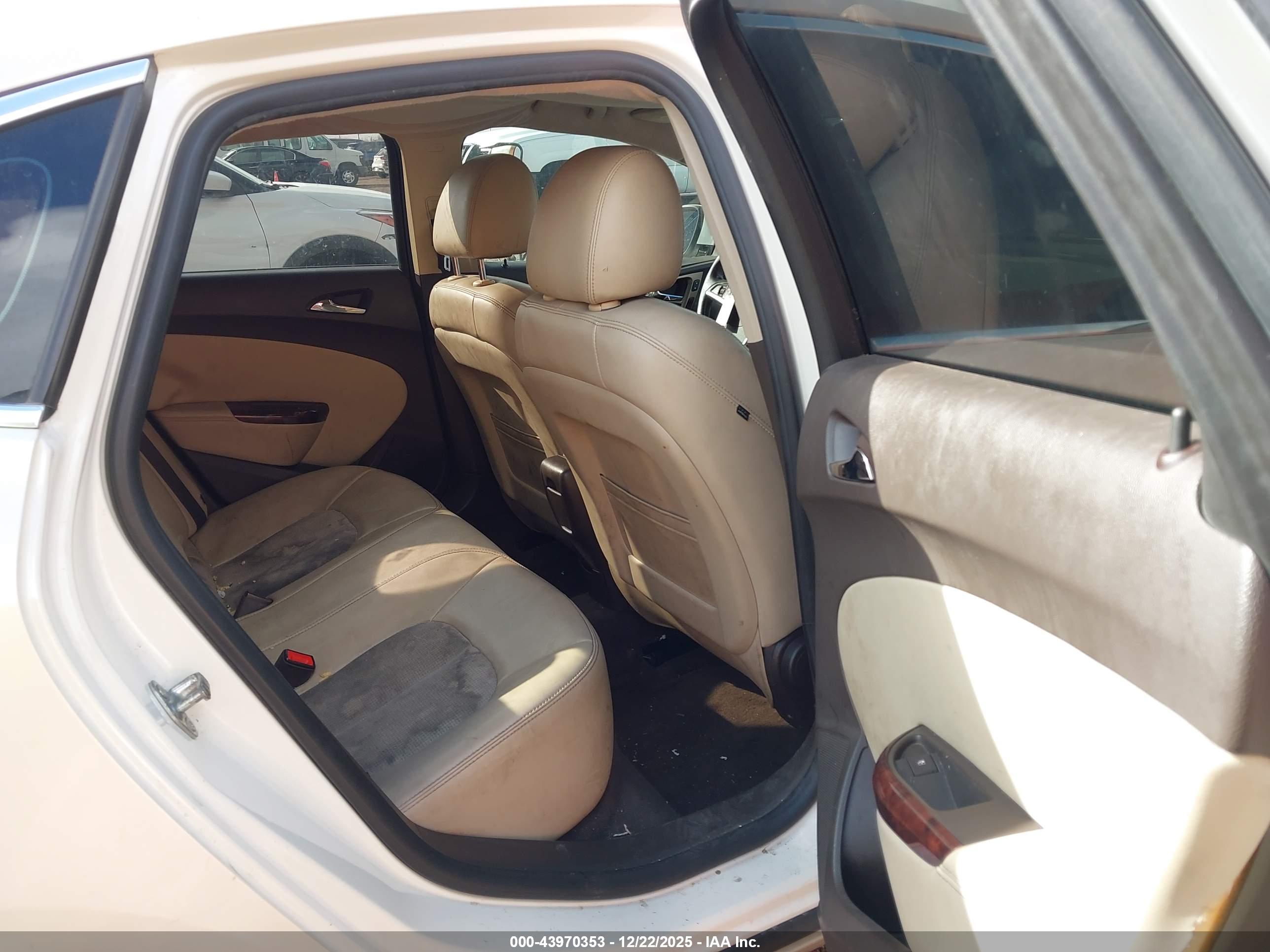 BUICK VERANO image 8