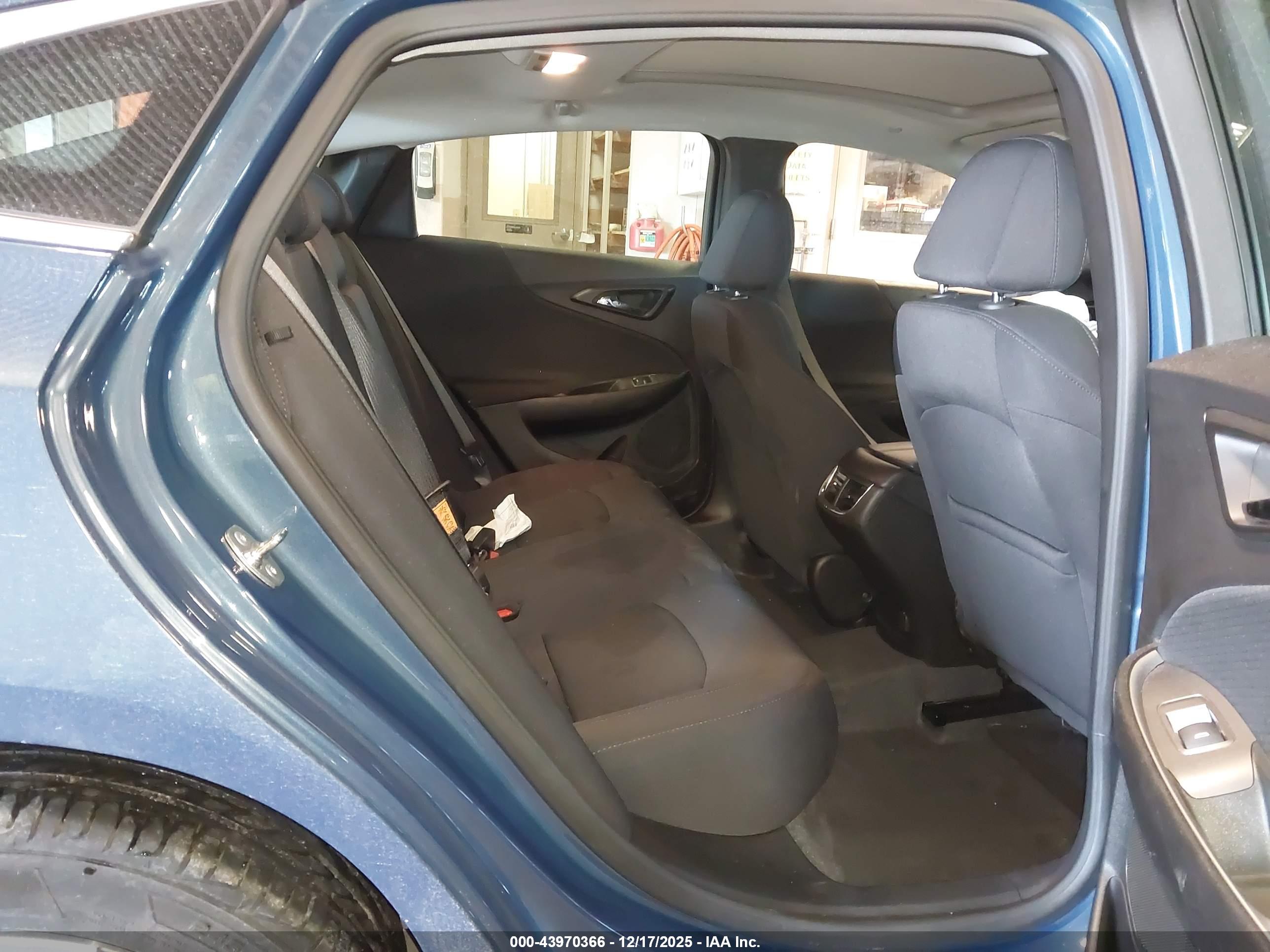 CHEVROLET MALIBU image 8