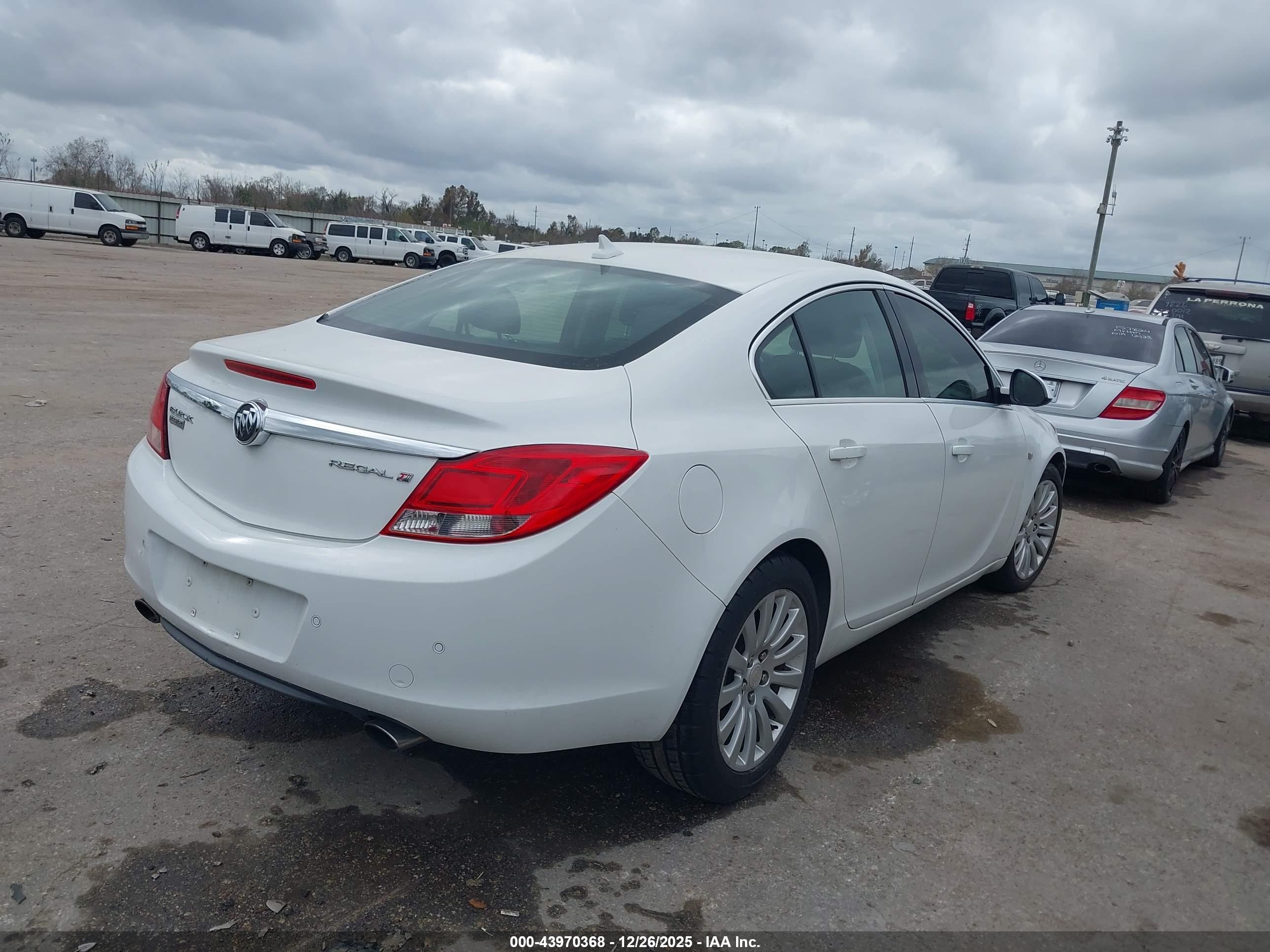 BUICK REGAL image 4
