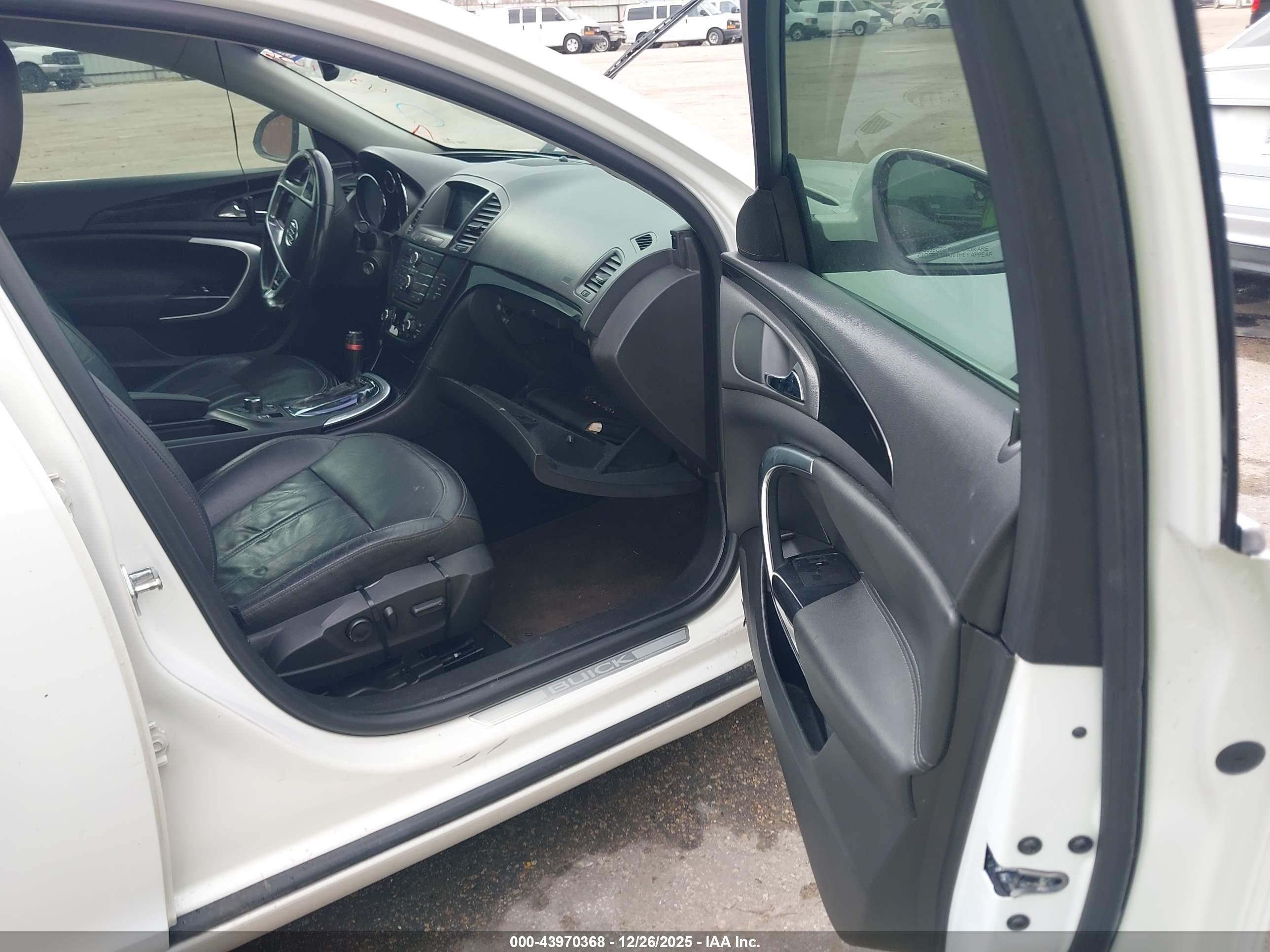 BUICK REGAL image 5