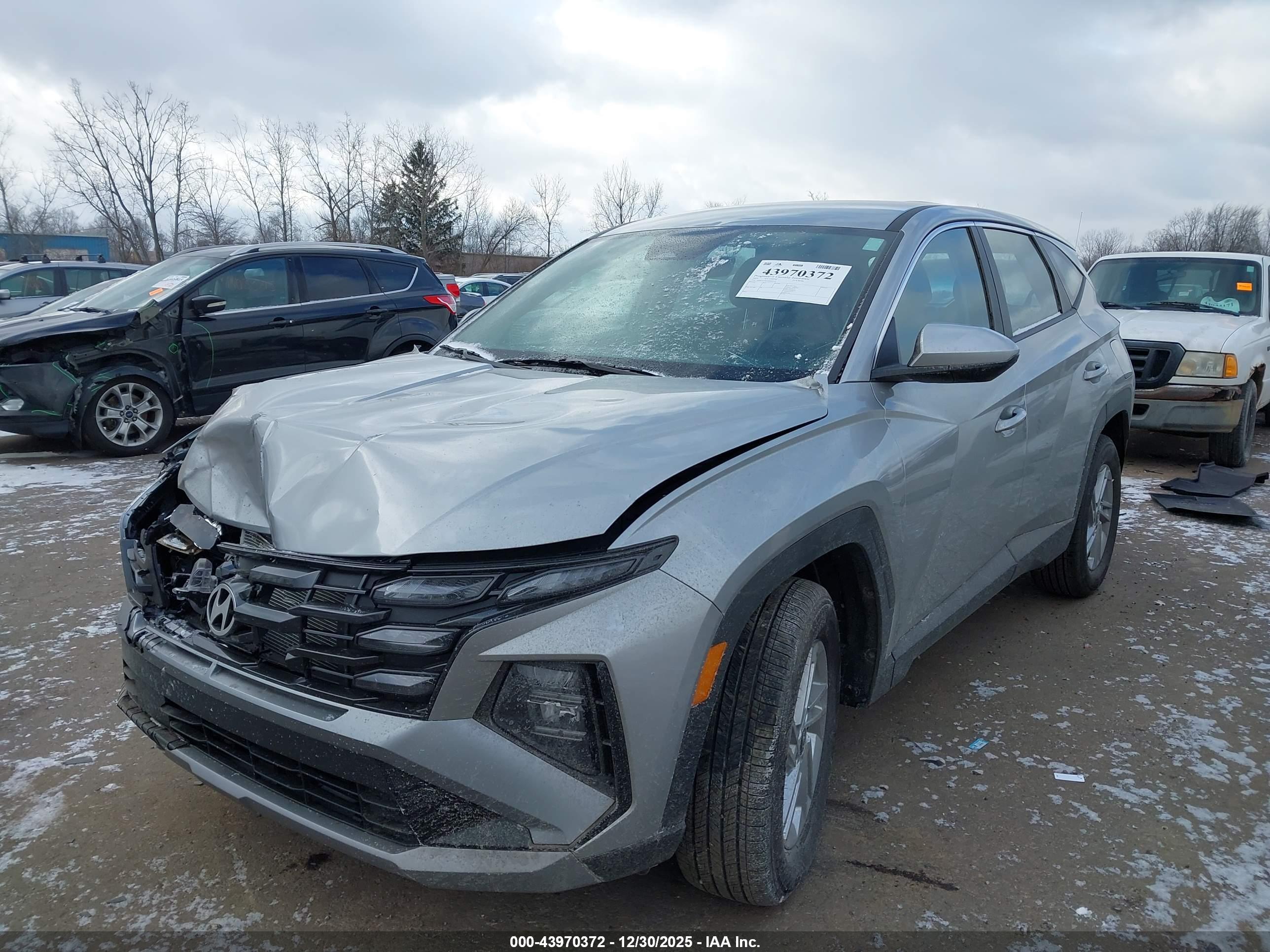 HYUNDAI TUCSON image 2