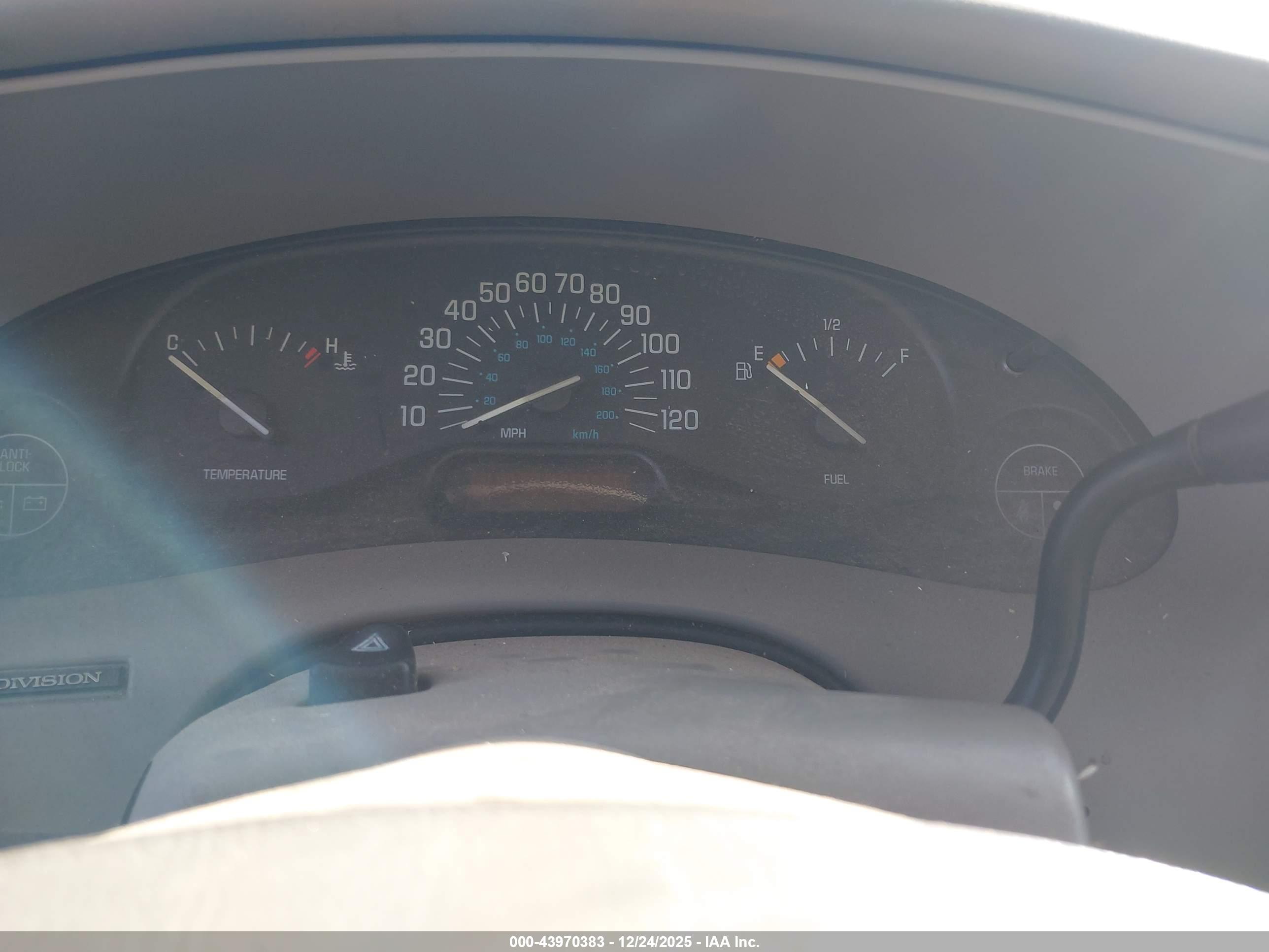 BUICK CENTURY image 7
