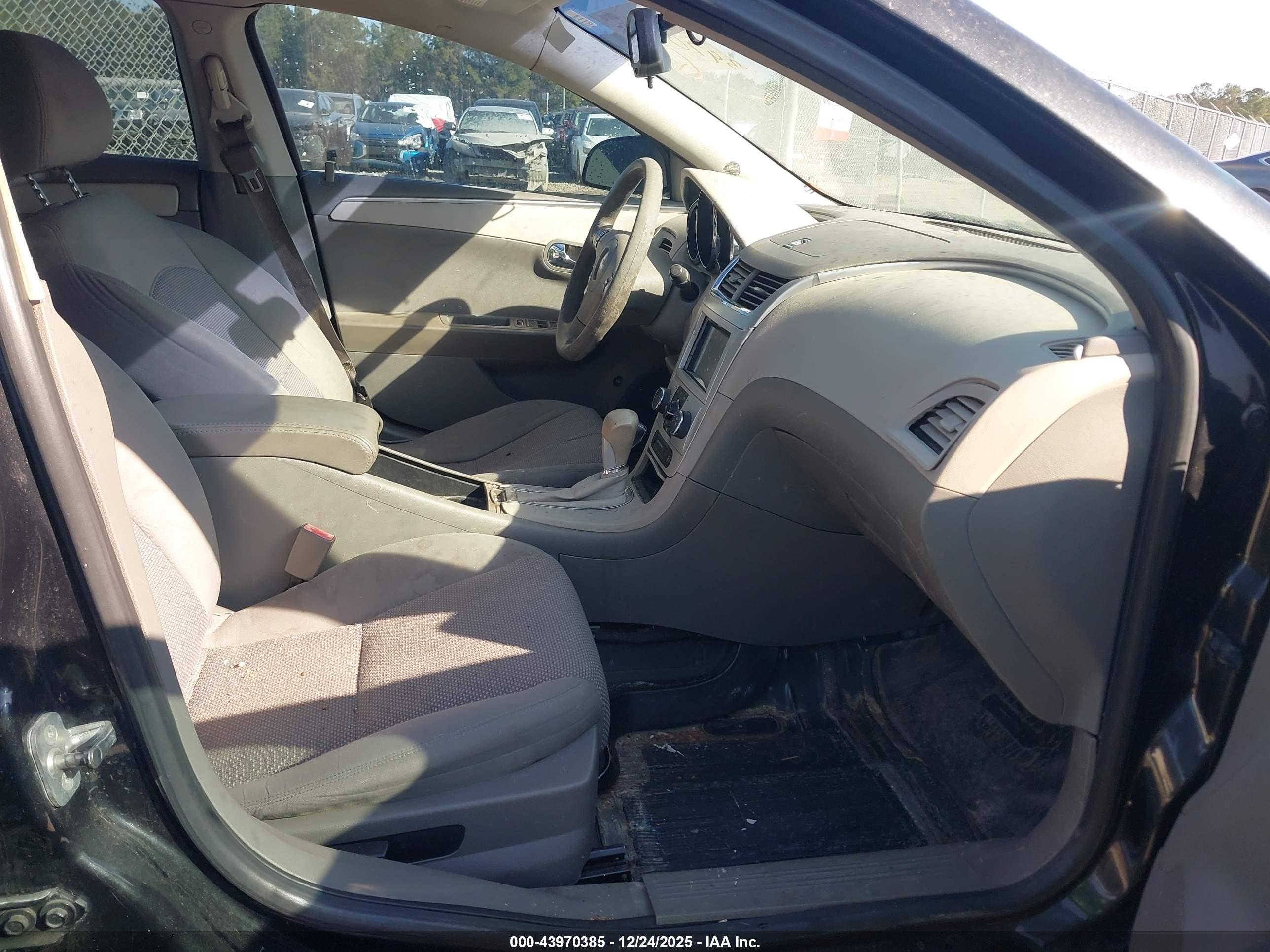 CHEVROLET MALIBU image 5