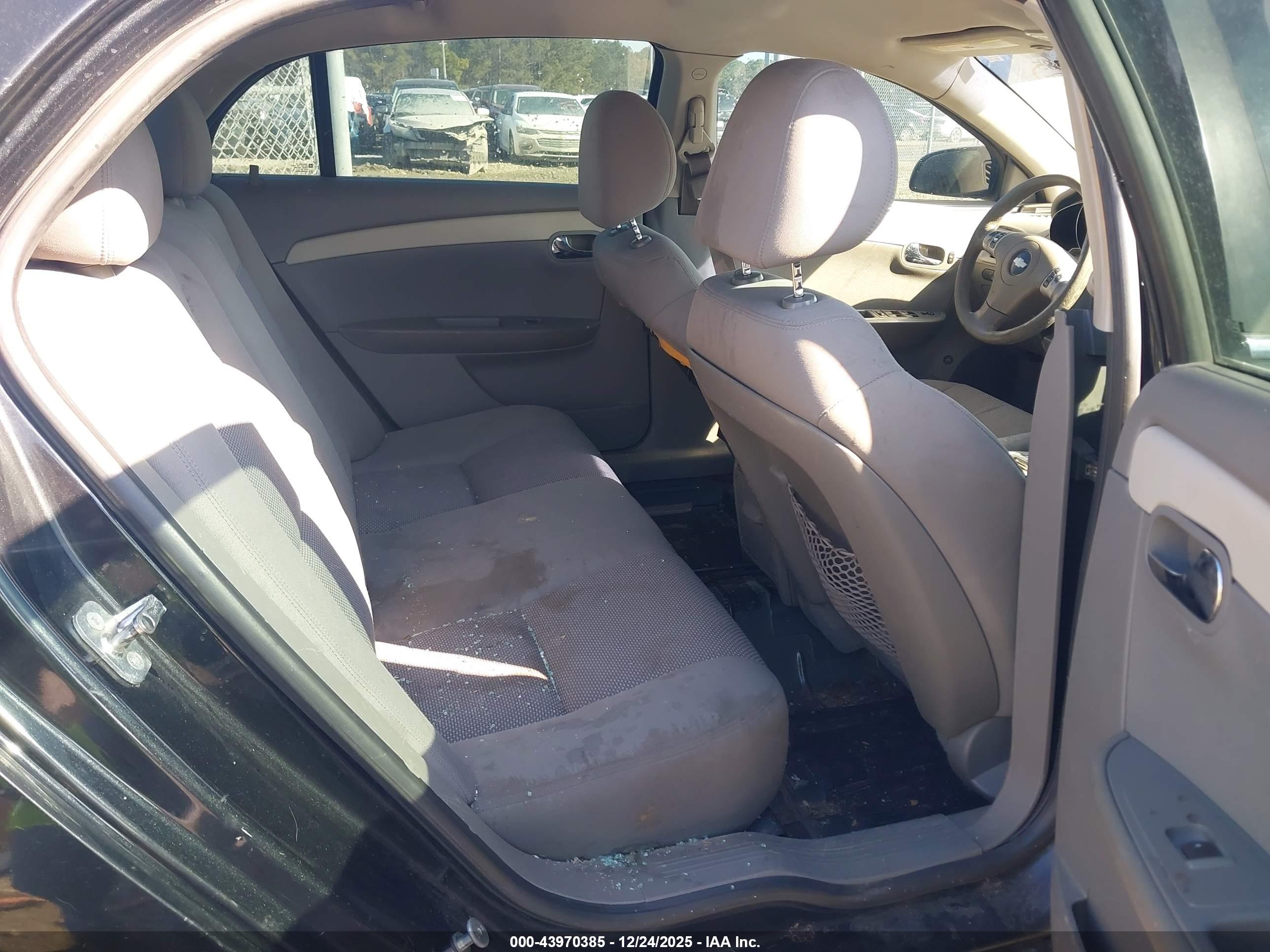 CHEVROLET MALIBU image 8