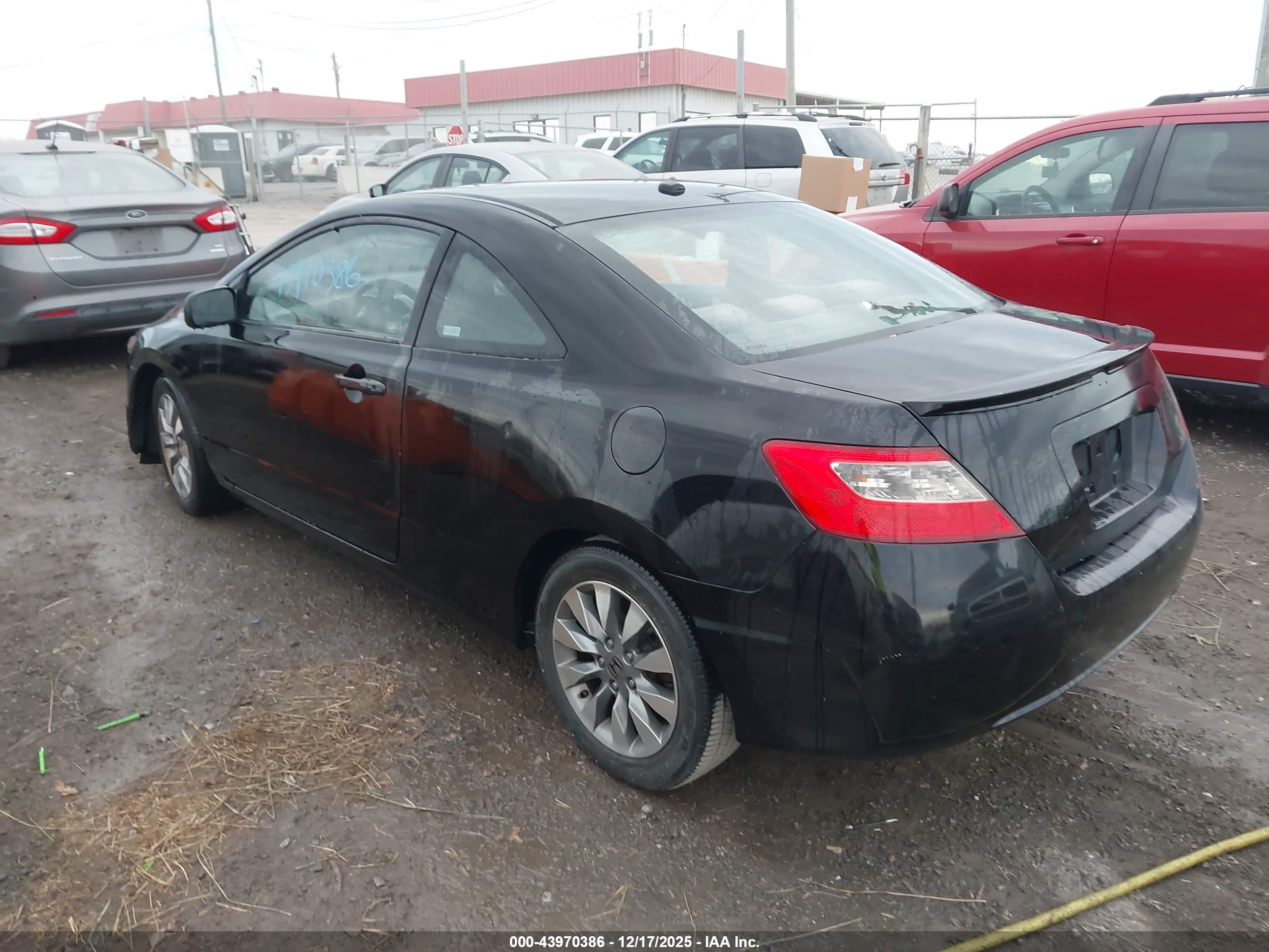 HONDA CIVIC image 3