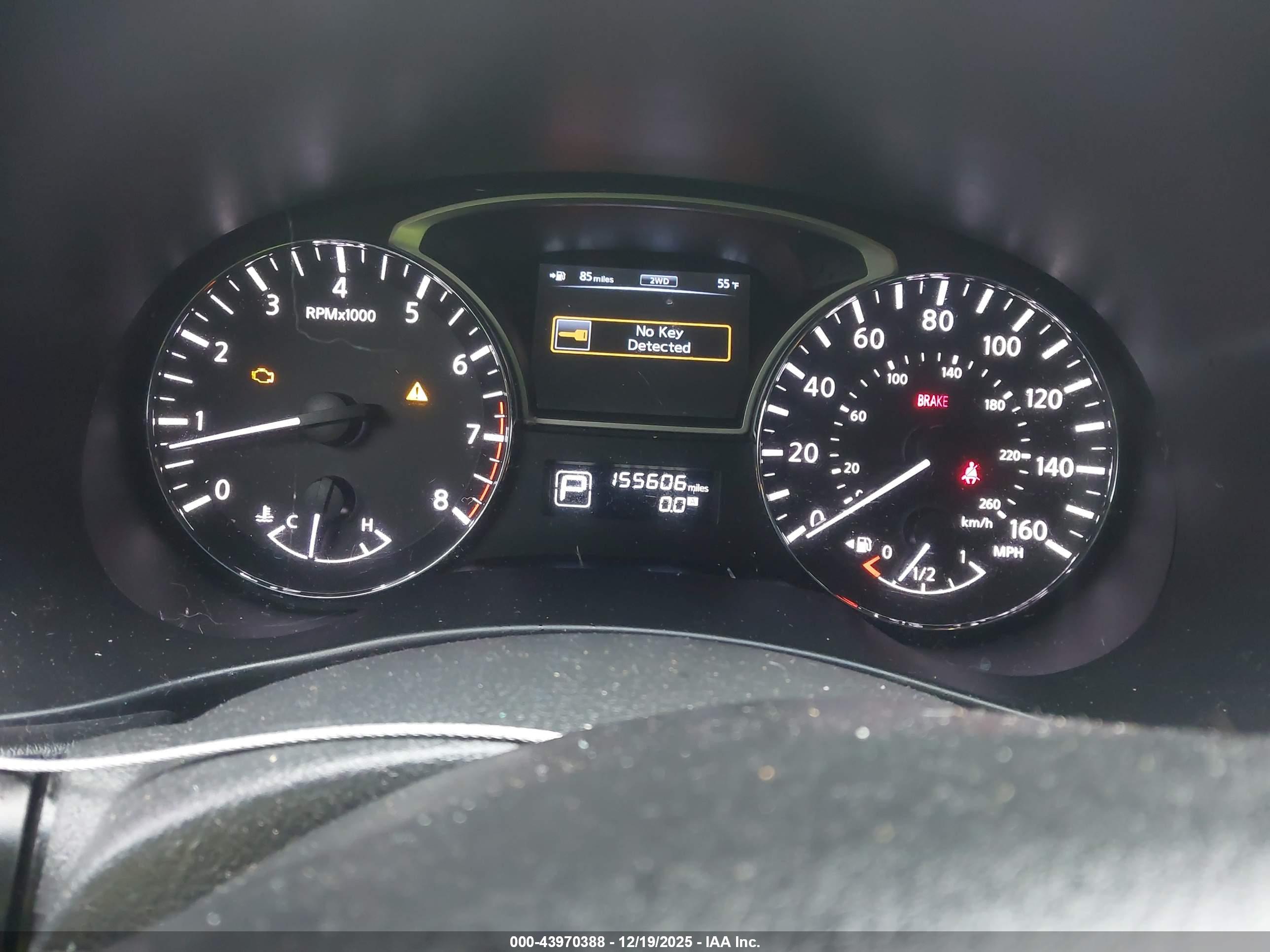 NISSAN PATHFINDER image 7