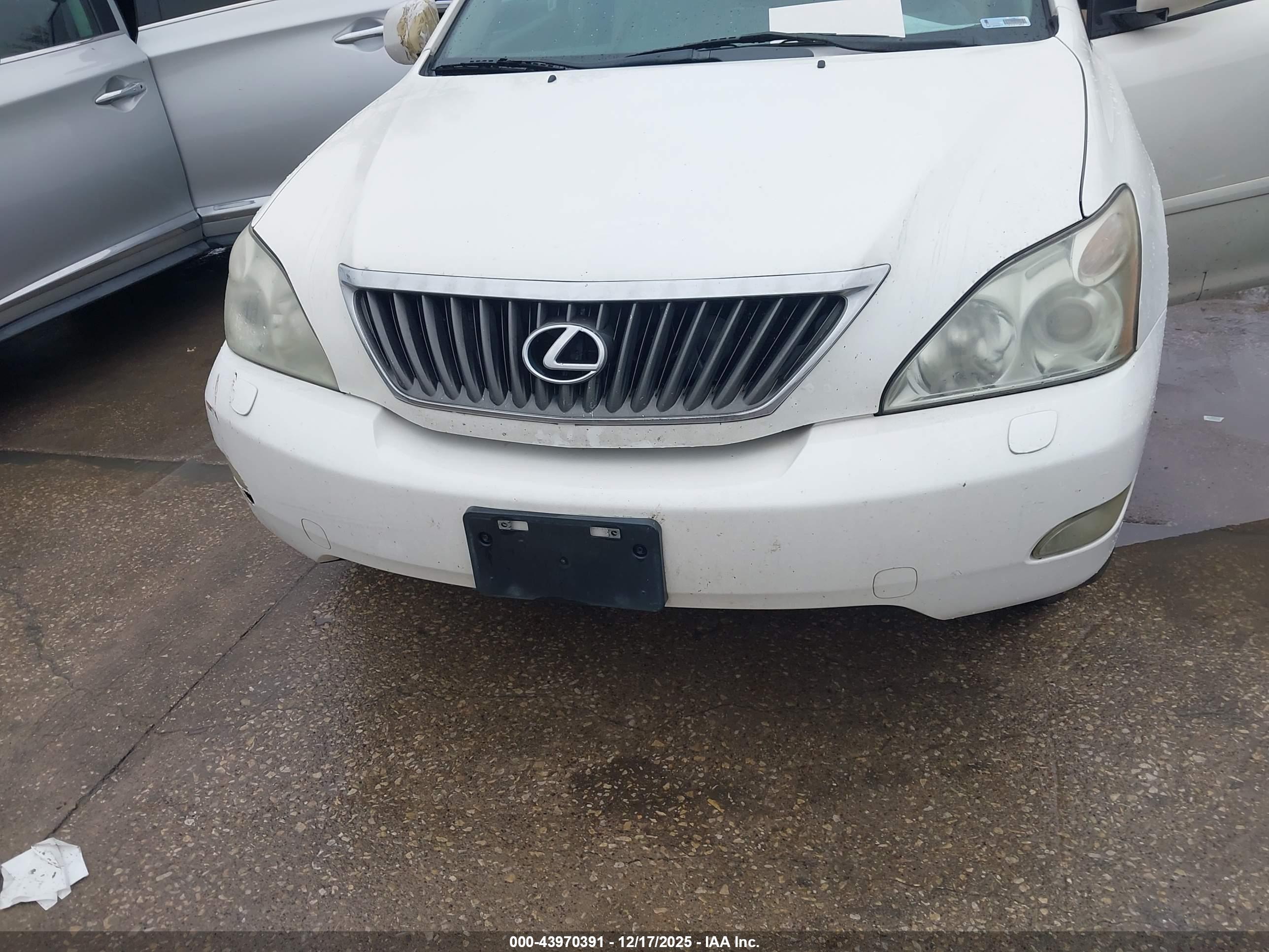 LEXUS RX image 6