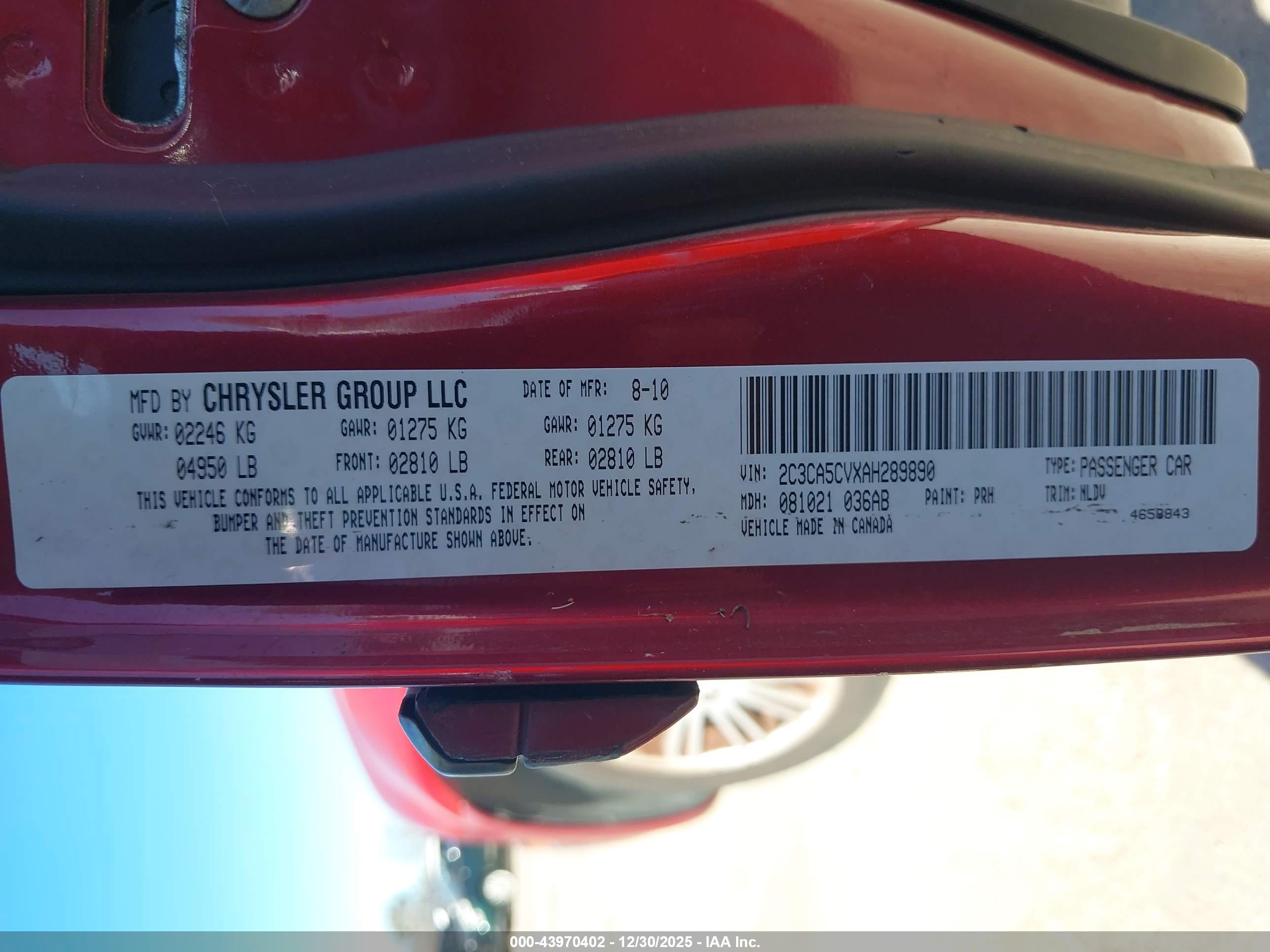 CHRYSLER 300 image 9