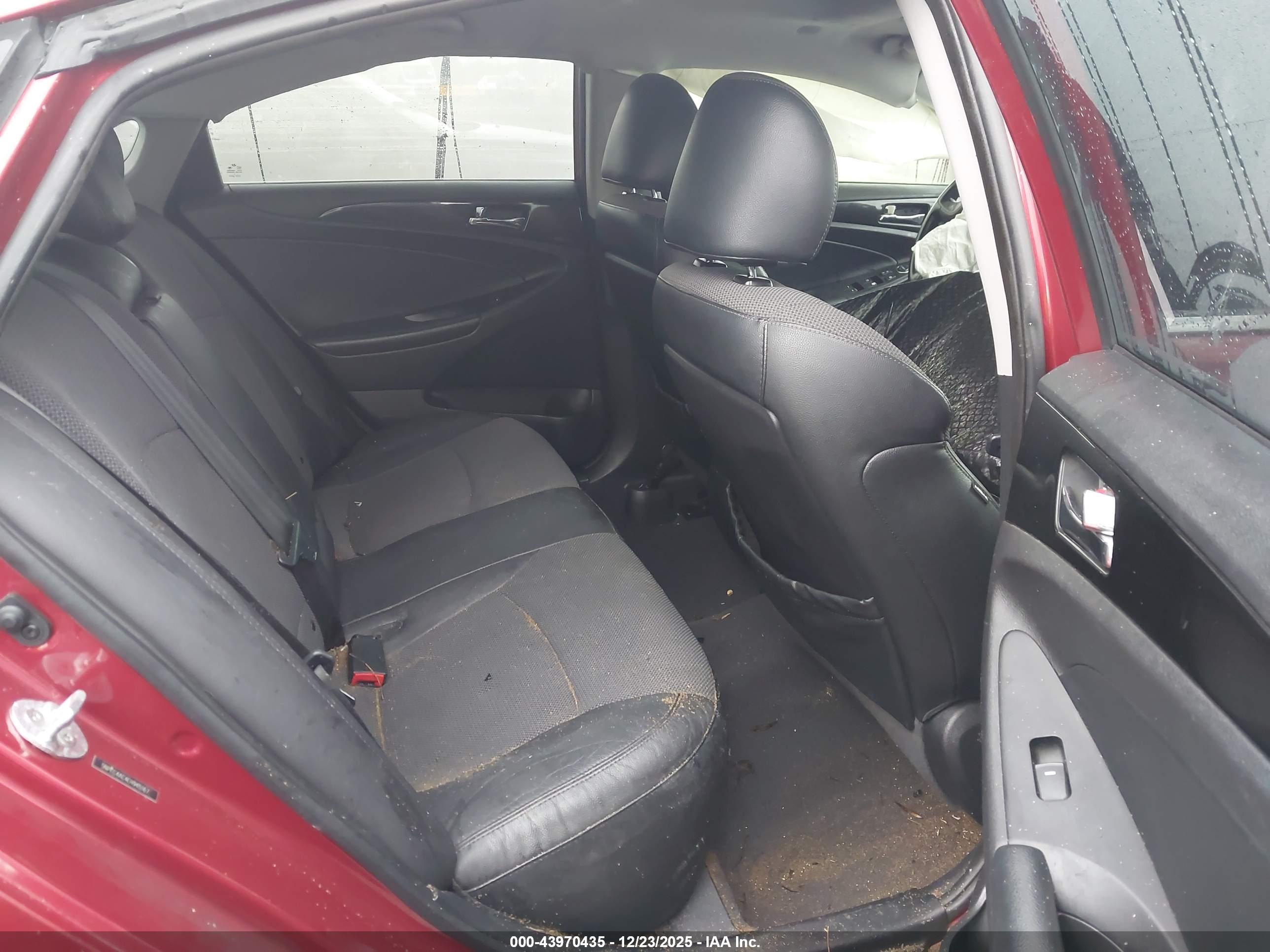 HYUNDAI SONATA image 8