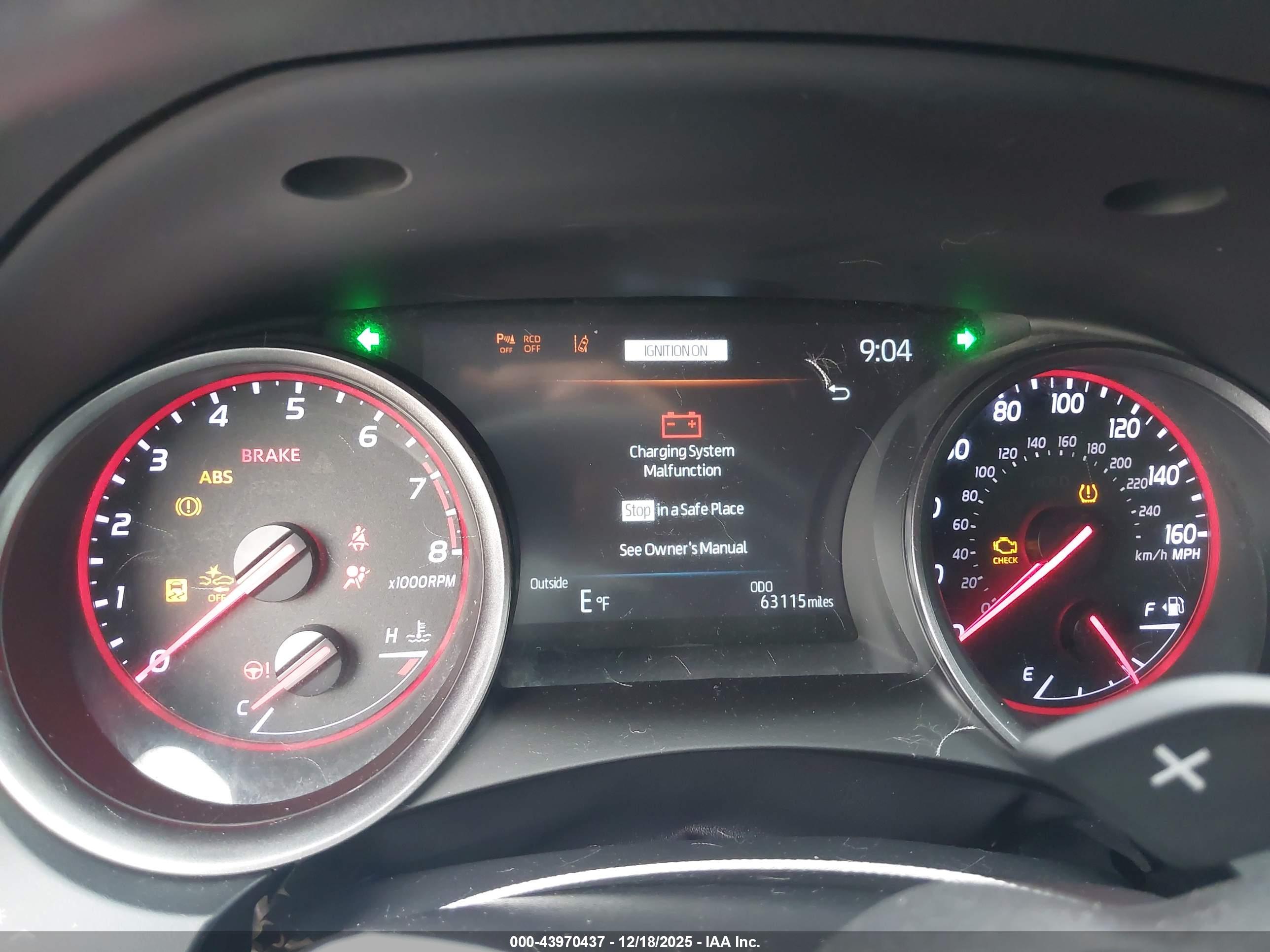 TOYOTA CAMRY image 7